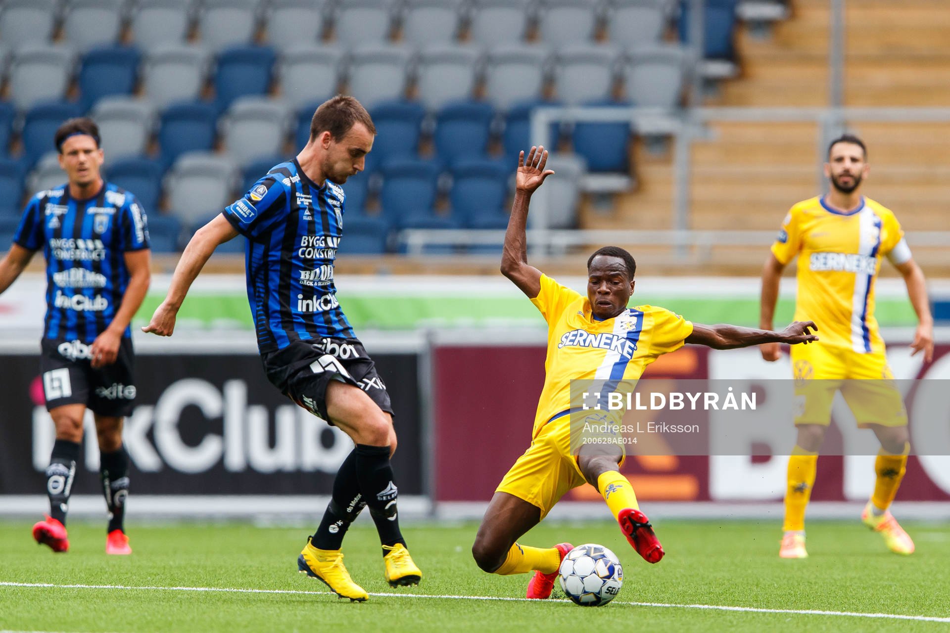 Sirius Adam Hellborg och IFK Göteborgs Alhassan Yusuf