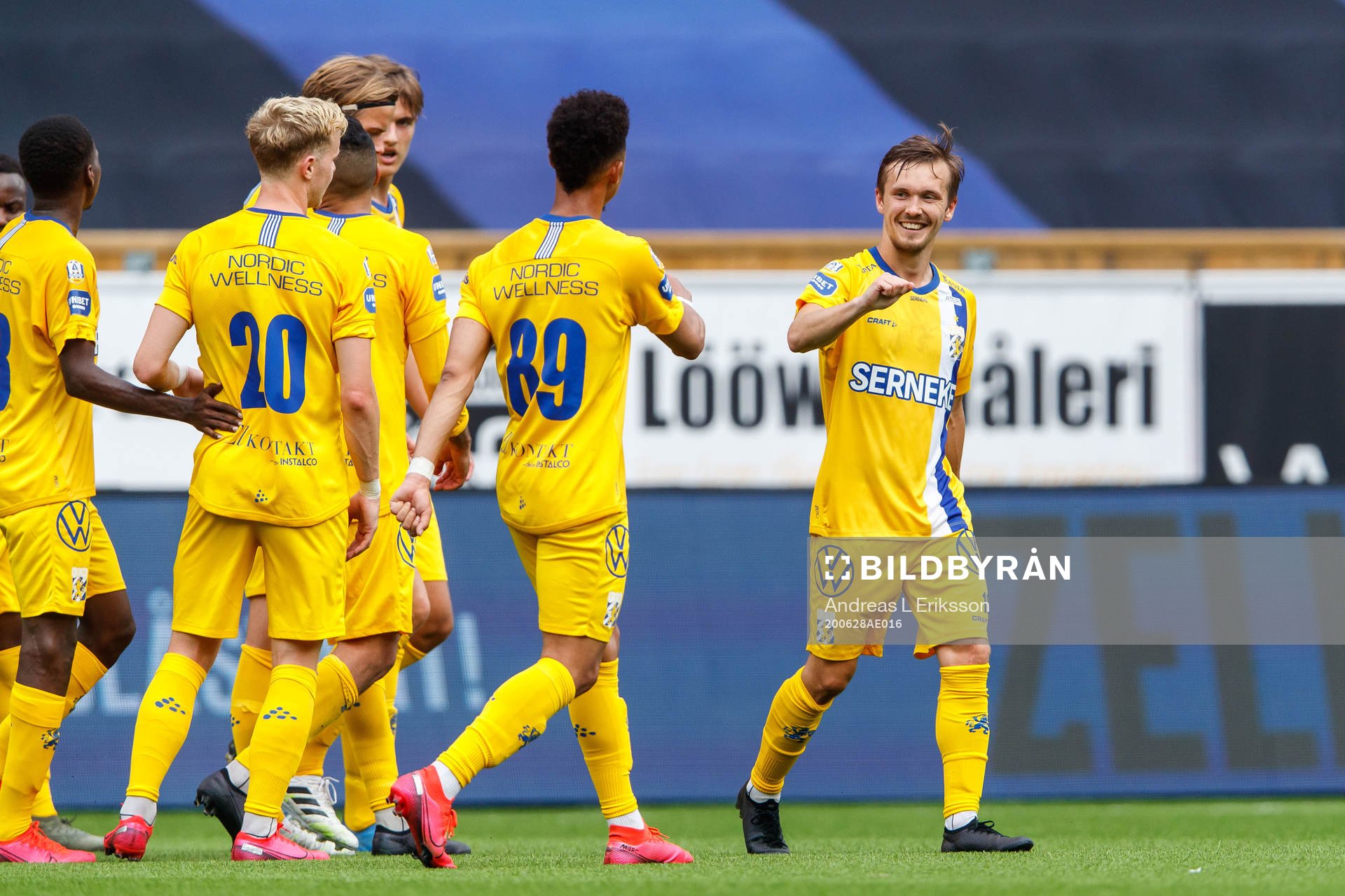 IFK Göteborgs Patrik Karlsson Lagemyr jublar med