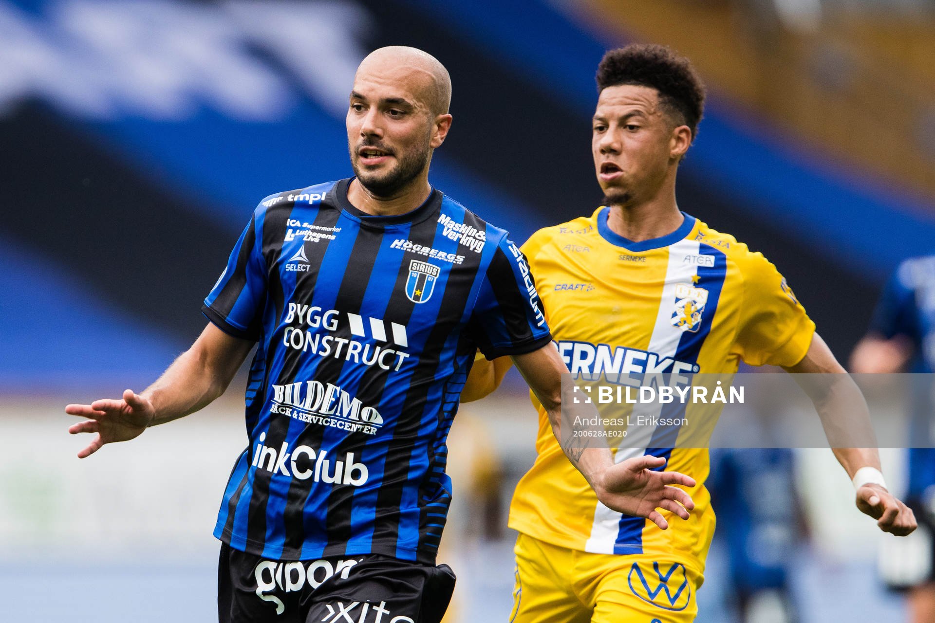 Sirius Karl Larson och IFK Göteborgs Tobias Sana