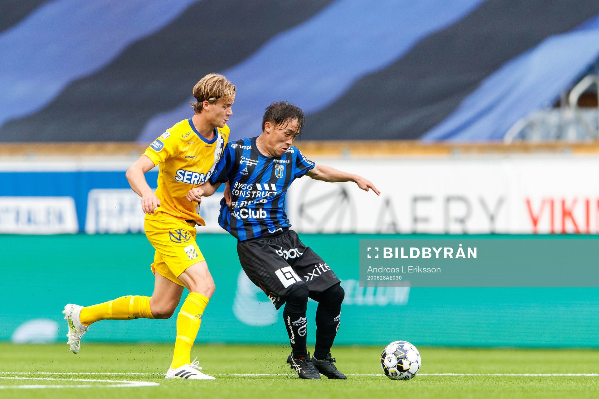 IFK Göteborgs August Erlingmark och Sirius Yukiya Sugita