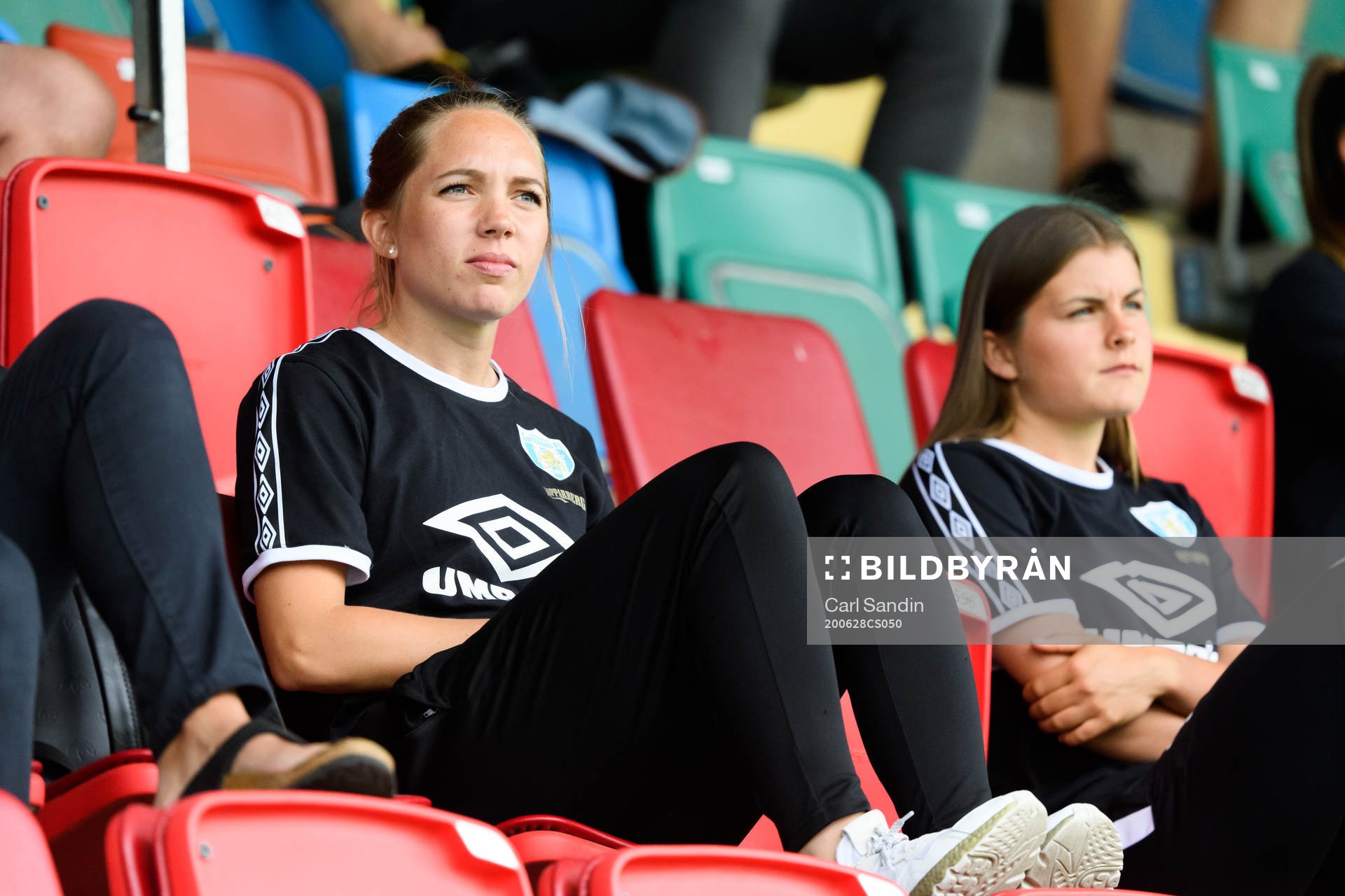 Göteborgs Elin Rubensson på läktaren