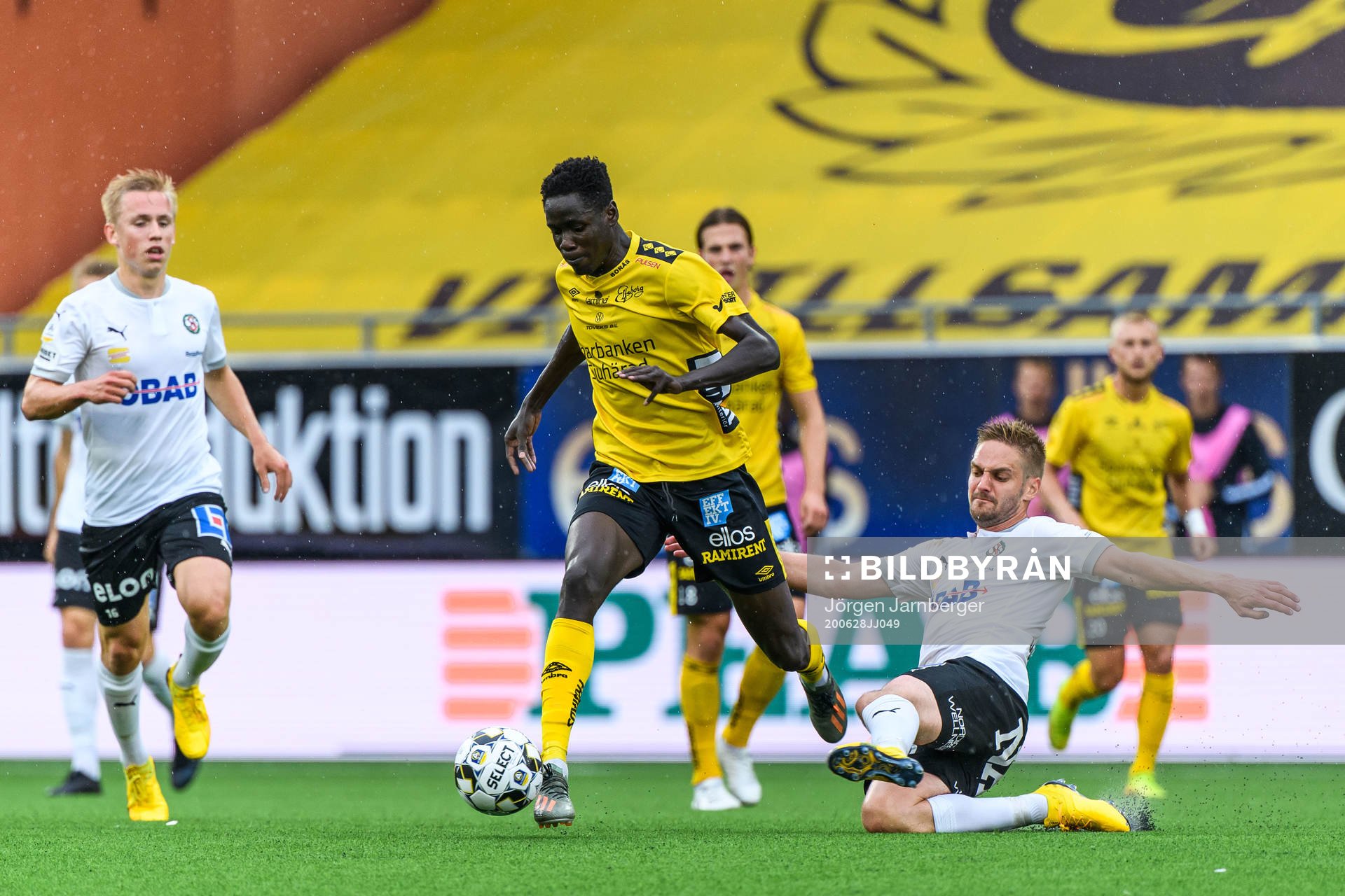 Elfsborgs Joseph Okumu och Örebros Johan Mårtensson