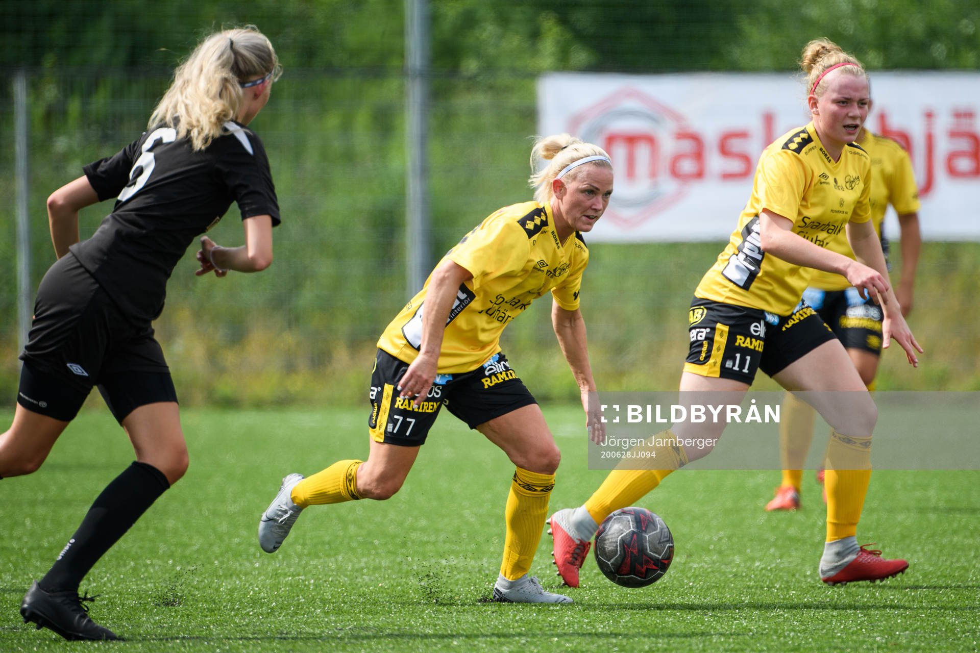 Elfsborgs Sara Jardving och Leann Nyström