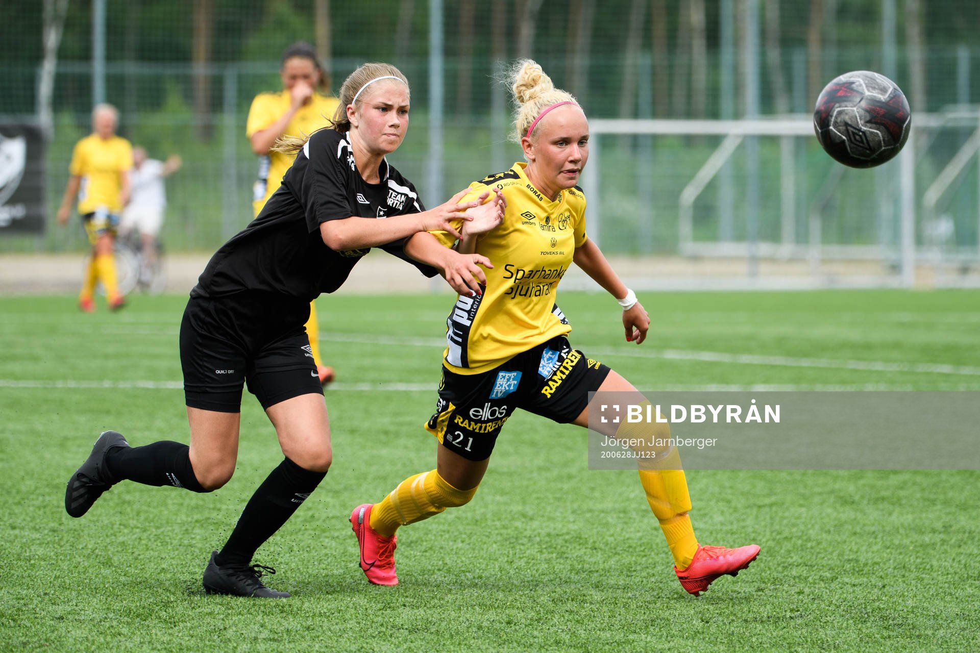 Kronängs Olivia Harrysson och Elfsborgs Tea Skoglund