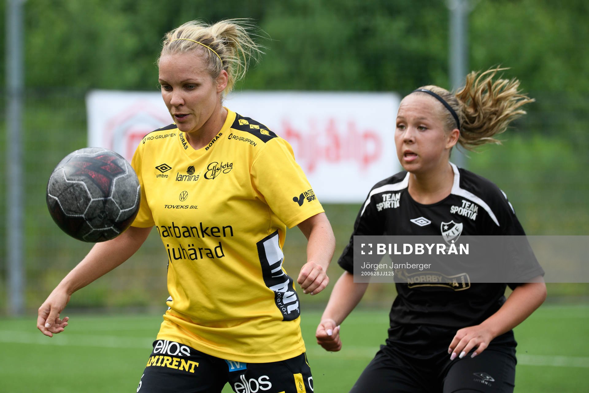 Elfsborgs Linda Westberg Carlsson och Kronängs Moa Petersmo