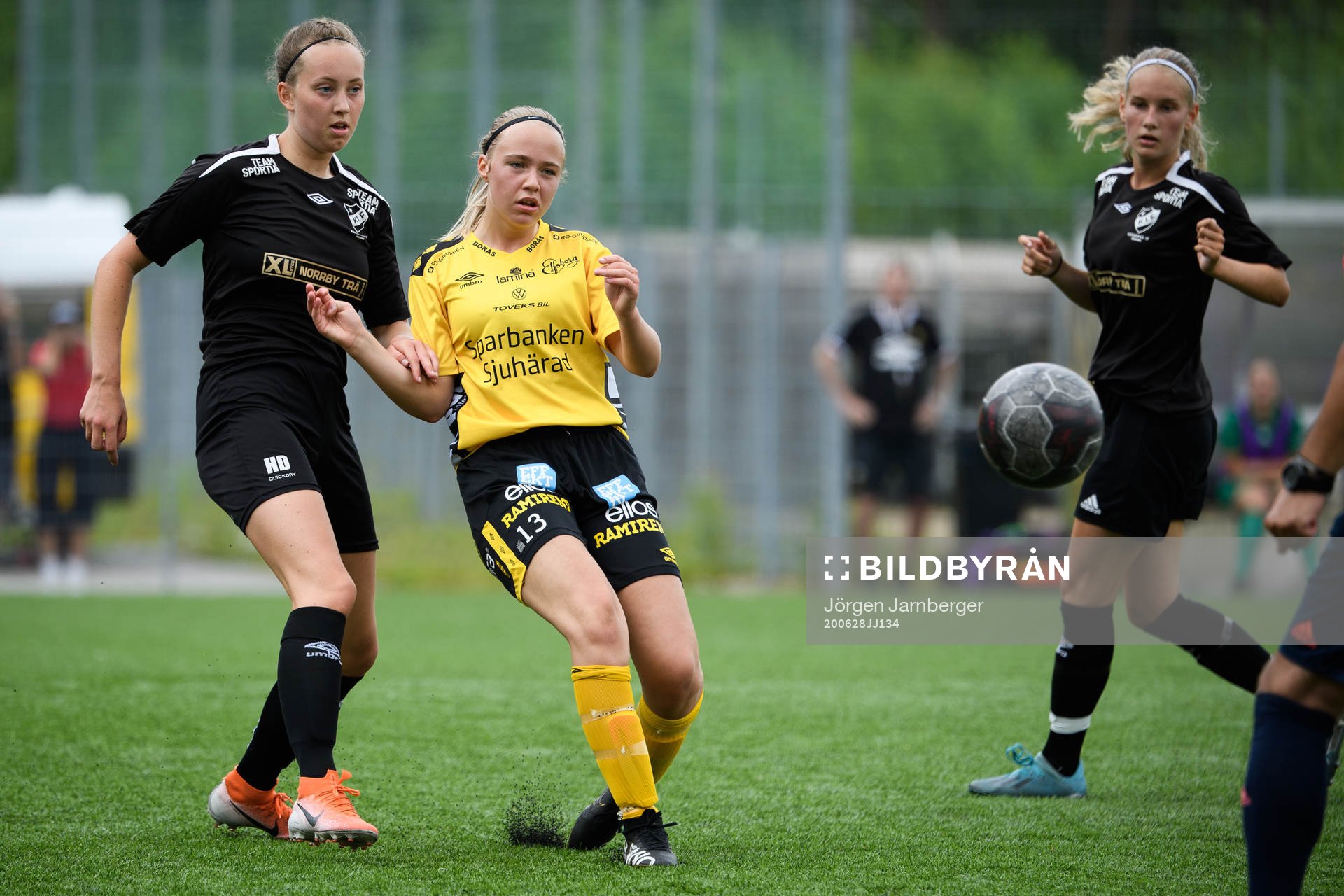 Elfsborgs Evelina Brink och Kronängs Hanna Dahlberg