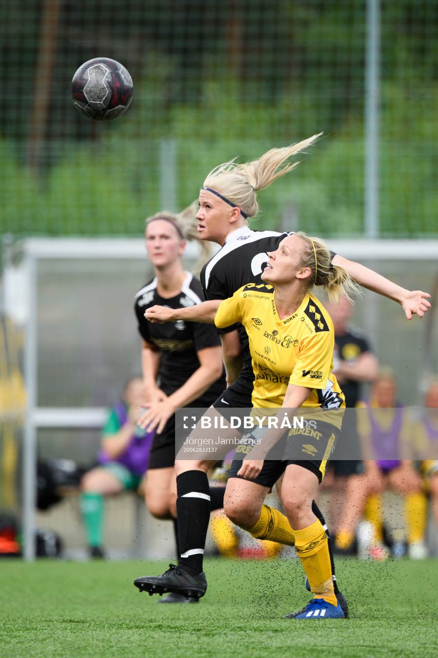 Elfsborgs Linda Westberg Carlsson och Kronängs Elin