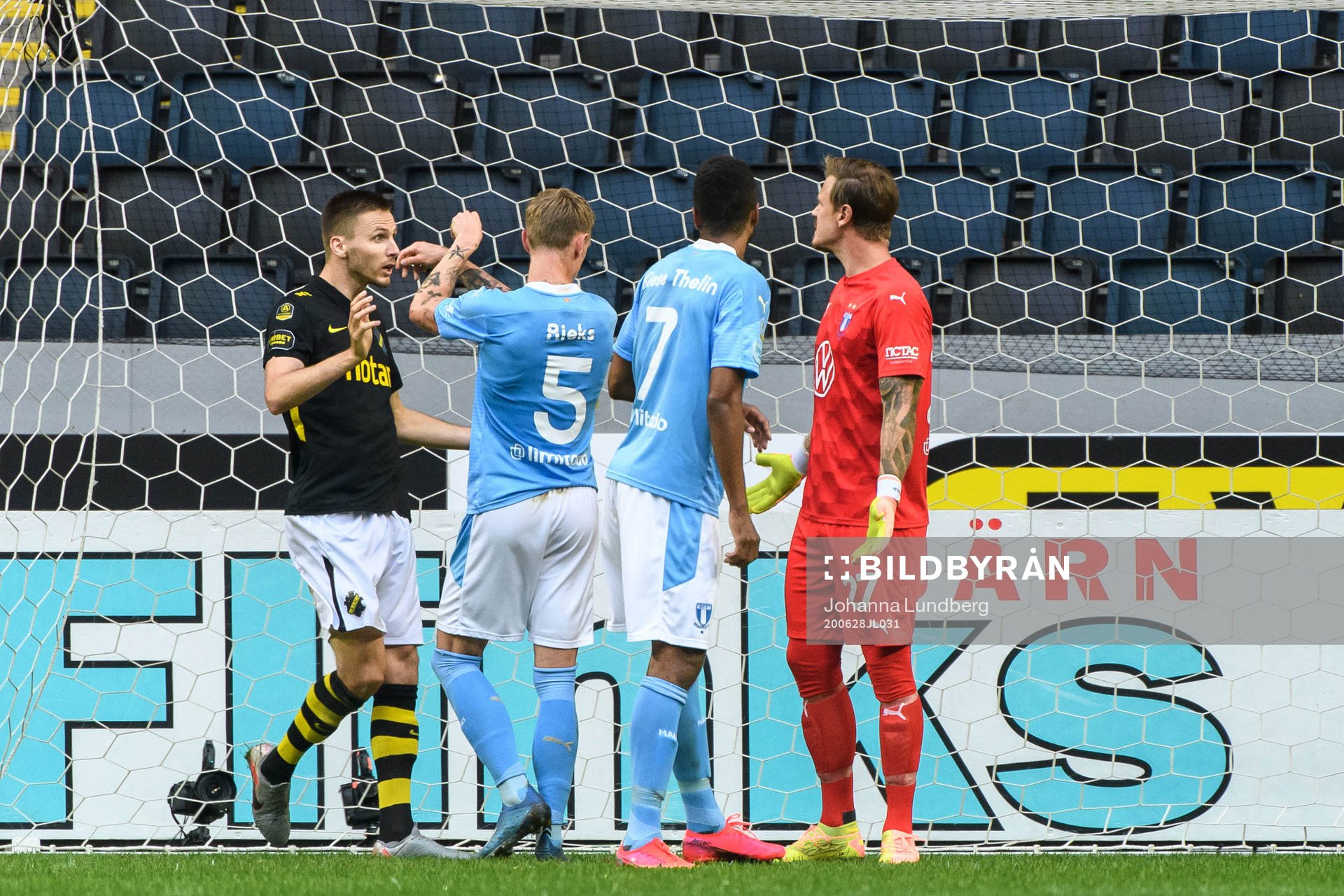 Malmö FFs målvakt Johan Dahlin, Sören Rieks och Isaac