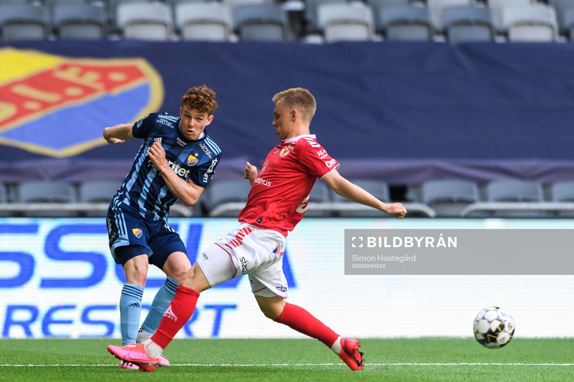 Djurgårdens Aslak Witry och Kalmars Isak Jansson