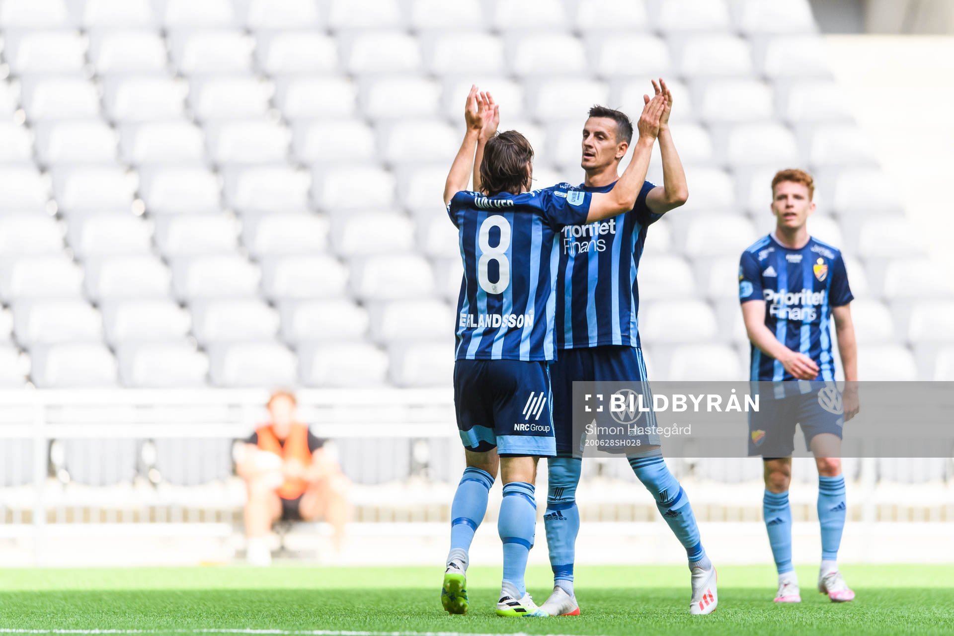 Djurgårdens Kevin Walker och Haris Radetinac jublar