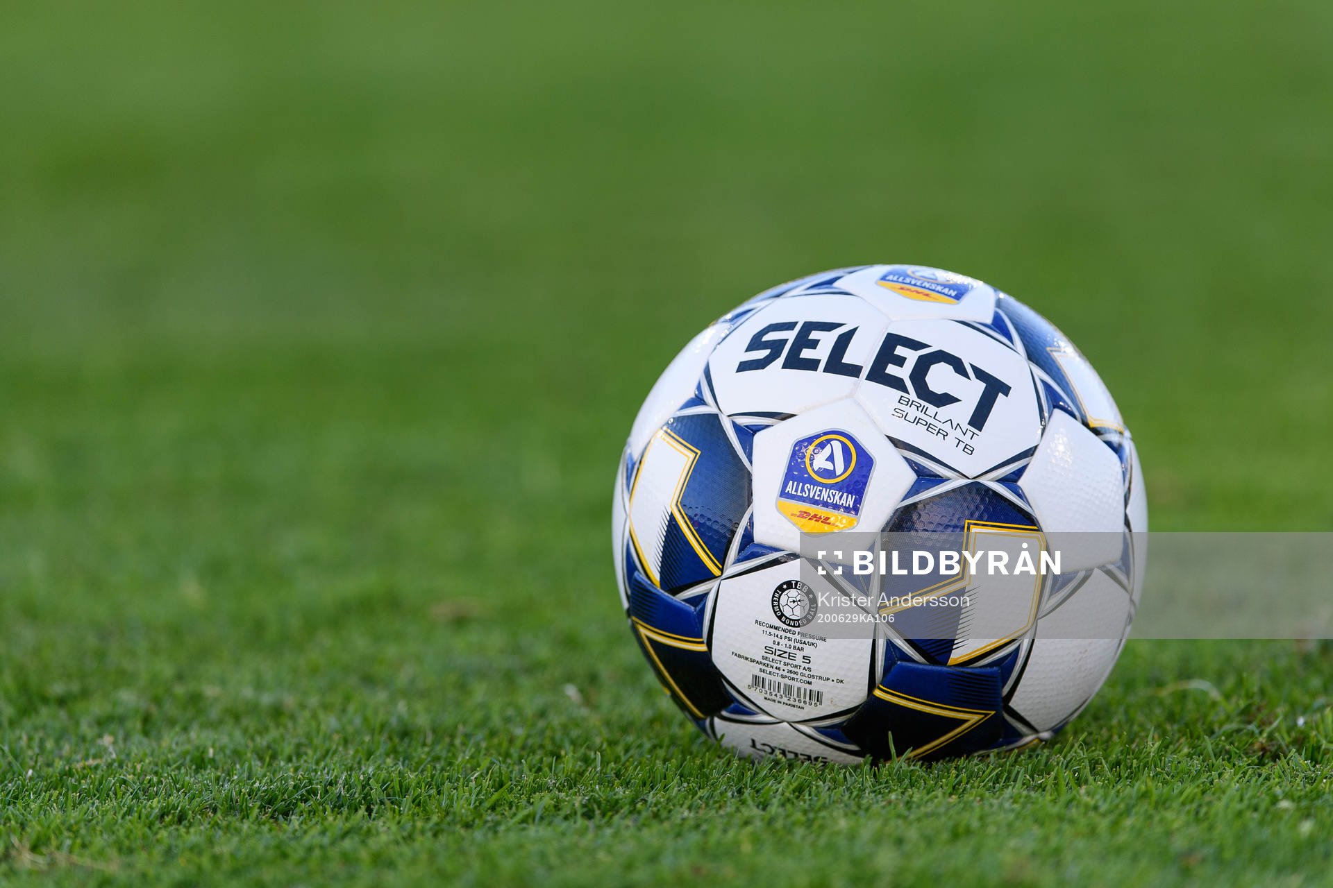 Allsvenskans officiella fotboll