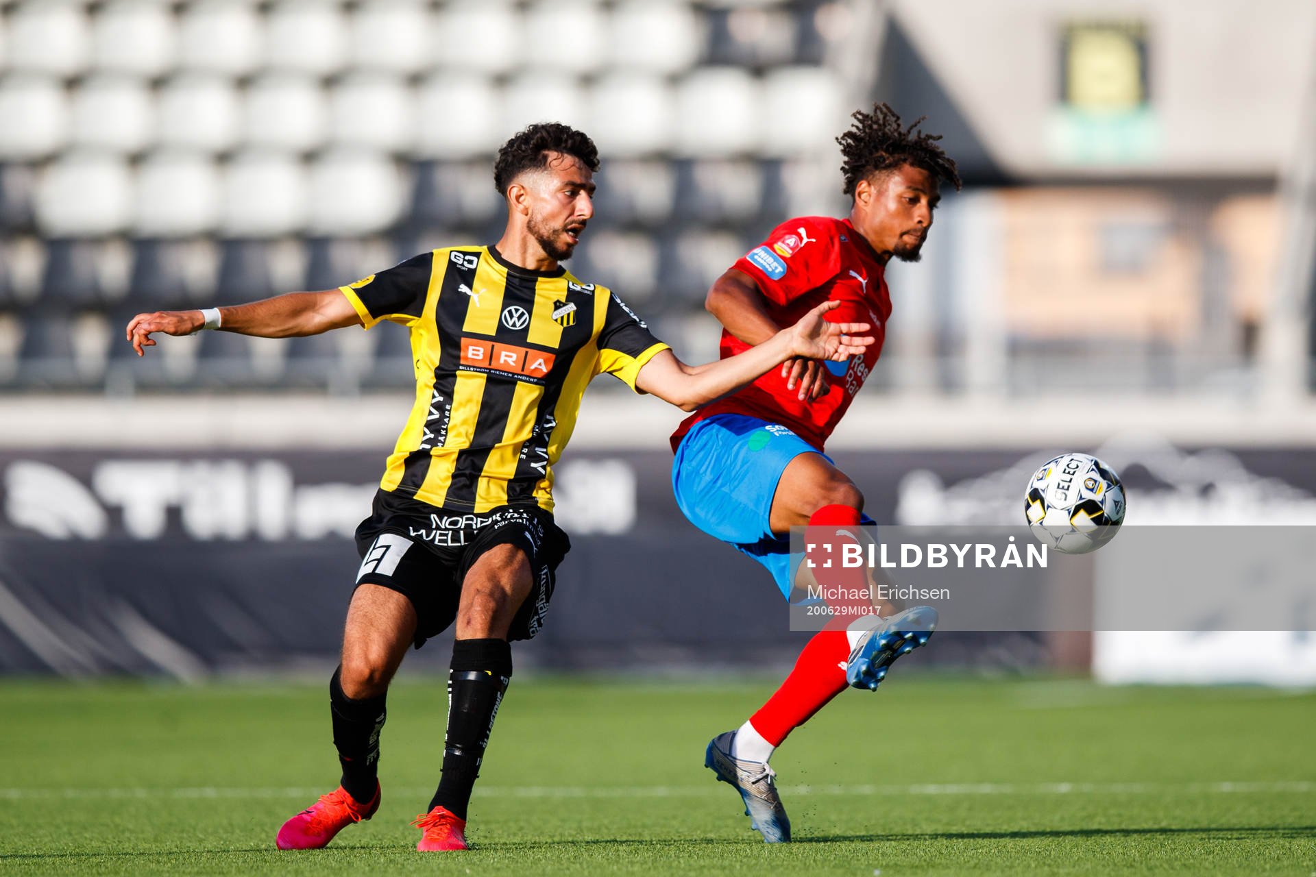 Häckens Daleho Irandust och Helsingborgs Joseph Ceesay