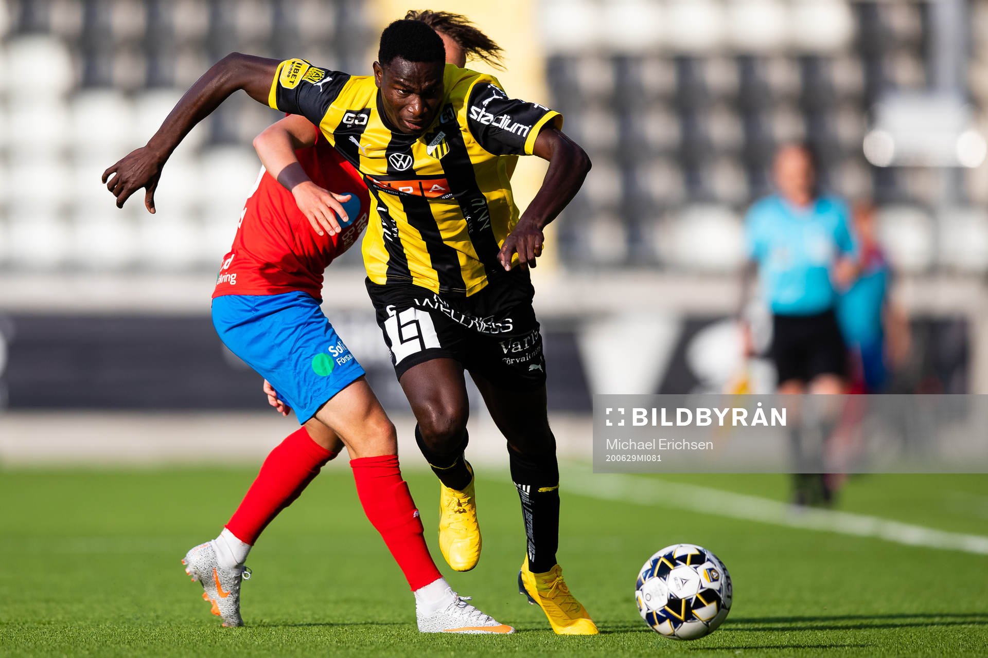 Helsingborgs Alex Timossi och Häckens Godswill Ekpolo