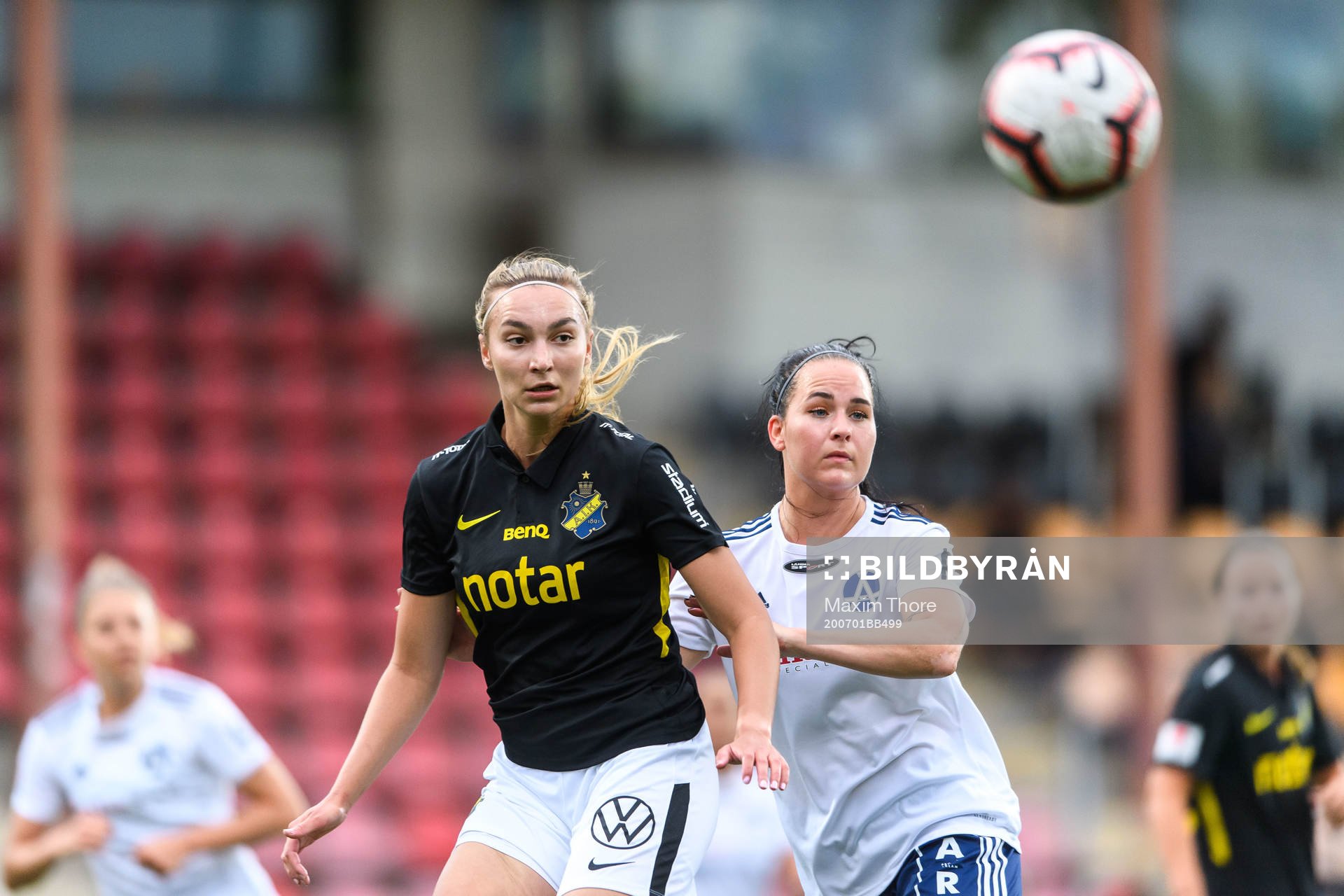 s Elise Björnelius Leidersten och Älvsjös Linda Nieminen