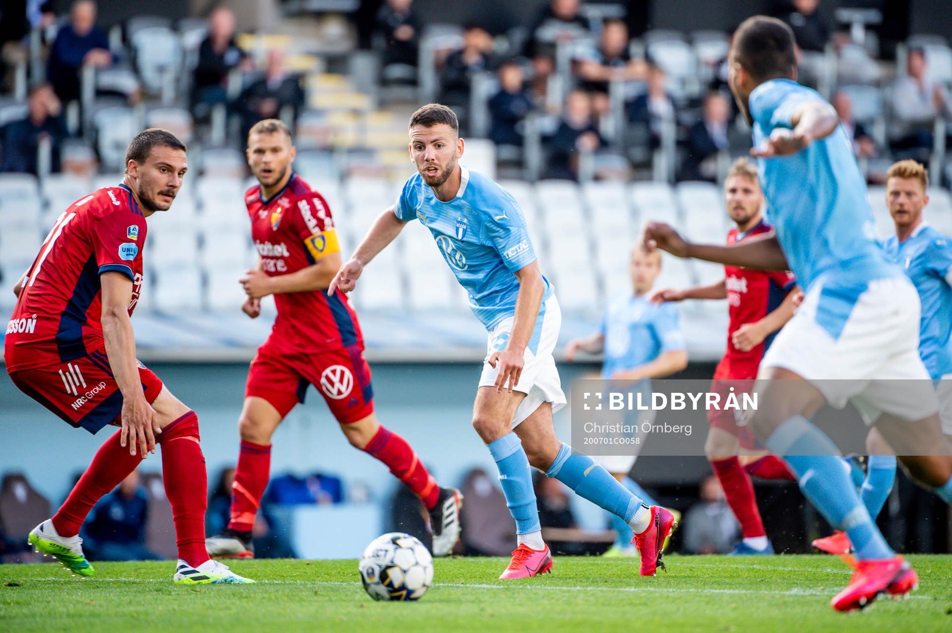 Malmö FFs Erdal Rakip mot Djurgårdens Erik Berg