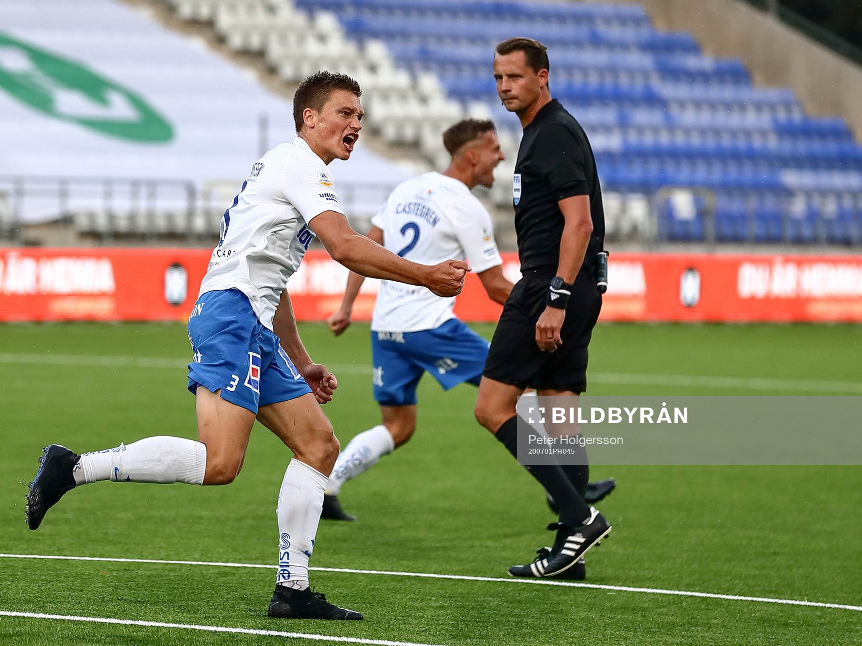 IFK Norrköpings Rasmus Stensbæk Lauritsen jublar