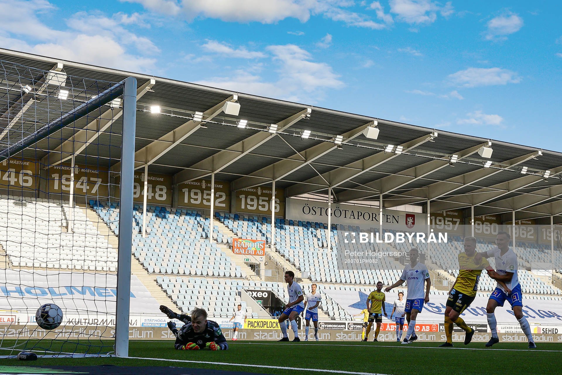 Mål 0-1 av Elfsborgs Johan Larsson via IFK Norrköpings