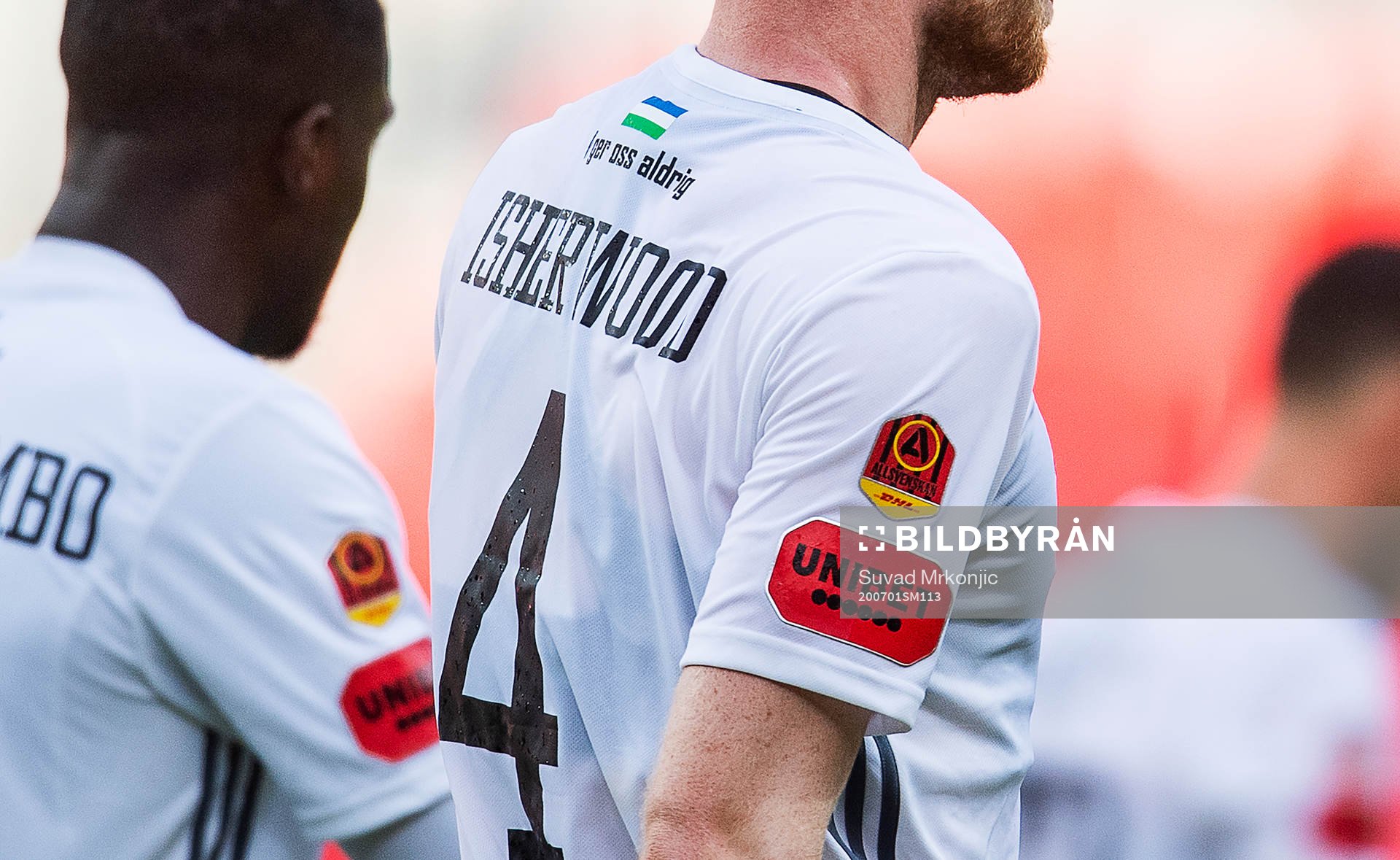 Unibets logotyp på en matchtröja