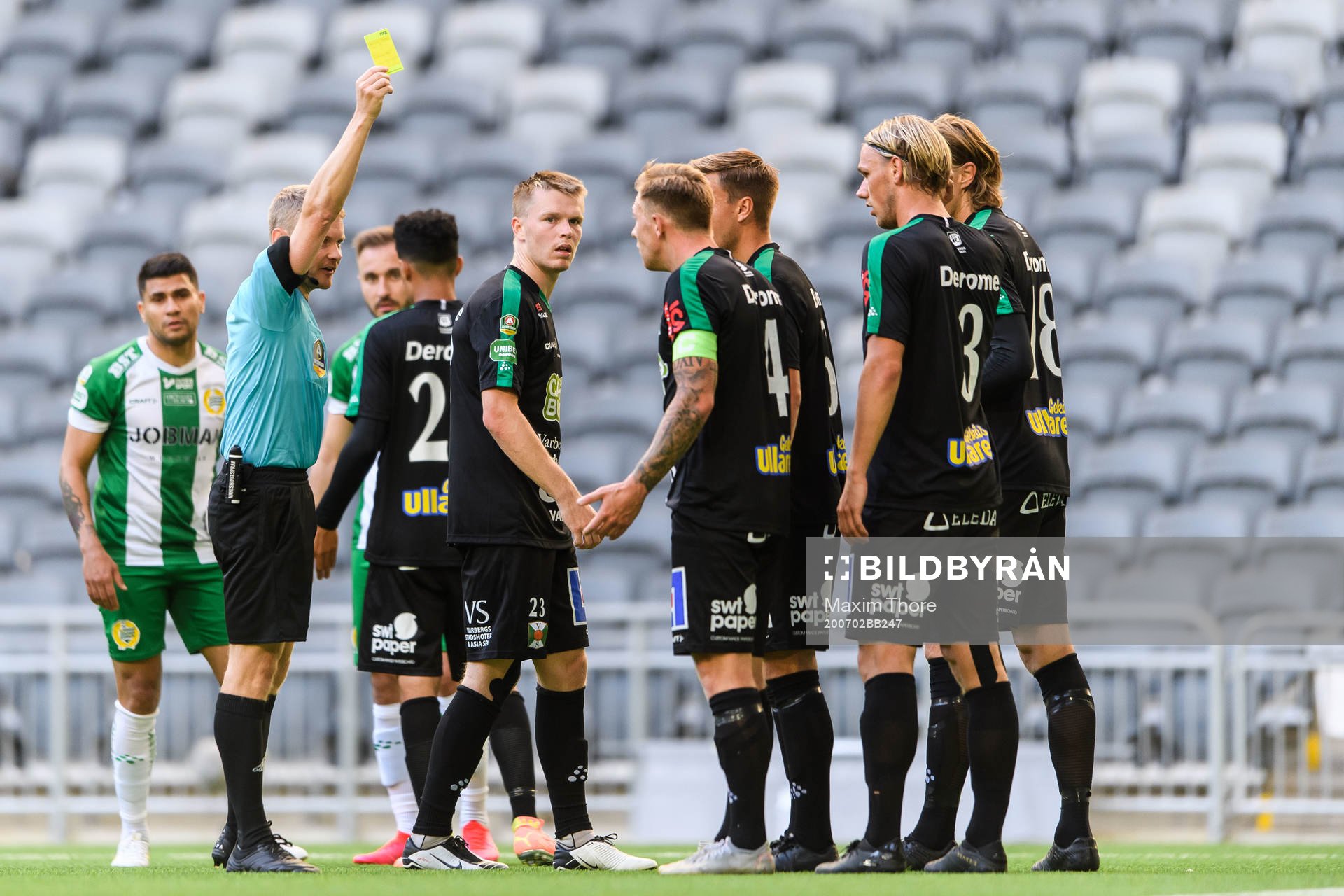 Varbergs Jesper Modig tilldelas en varning av domare