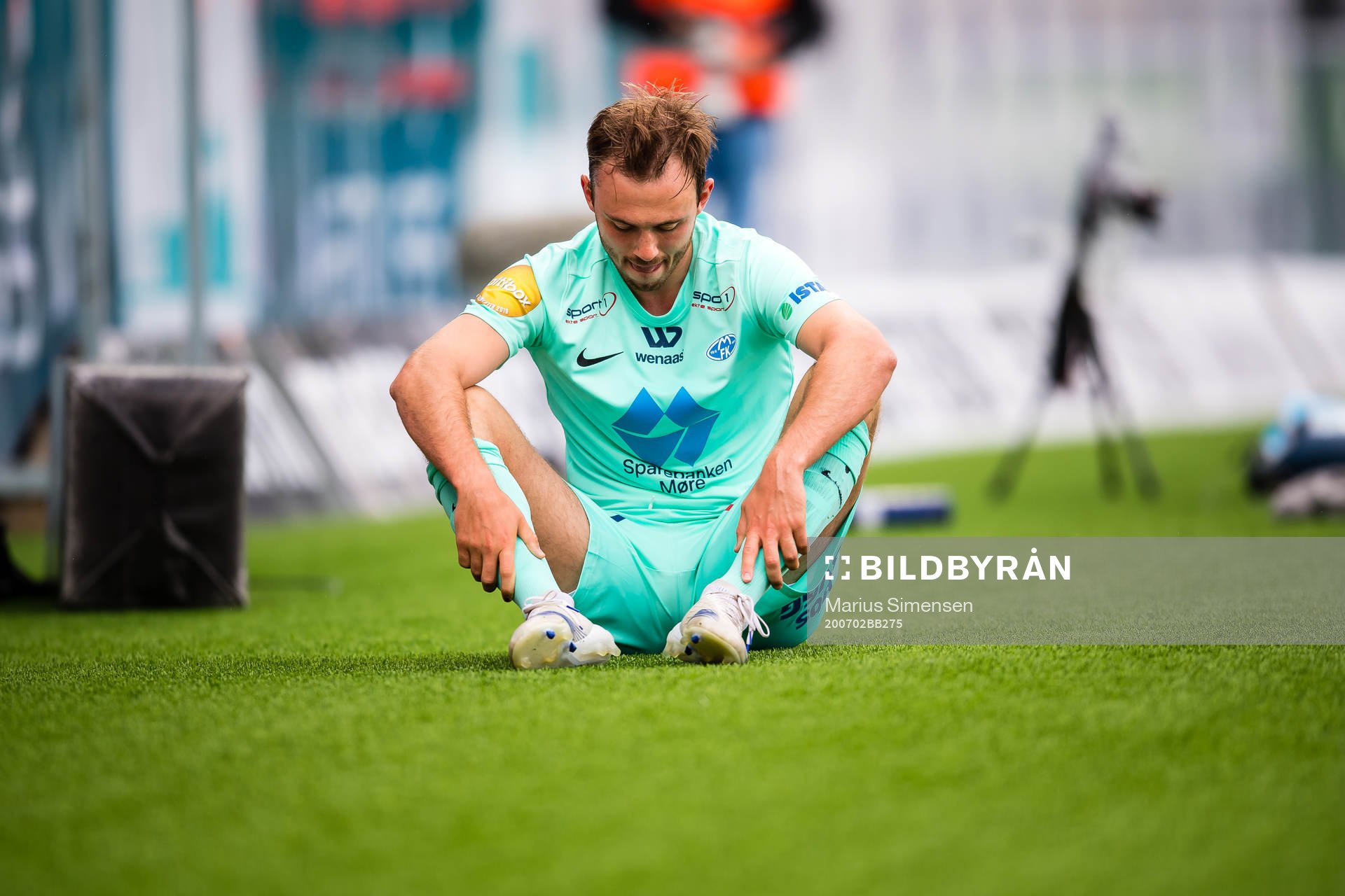 Fredrik Aursnes of Molde looks dejected