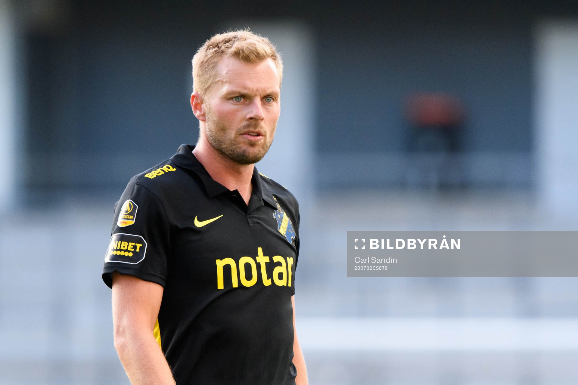 s Sebastian Larsson