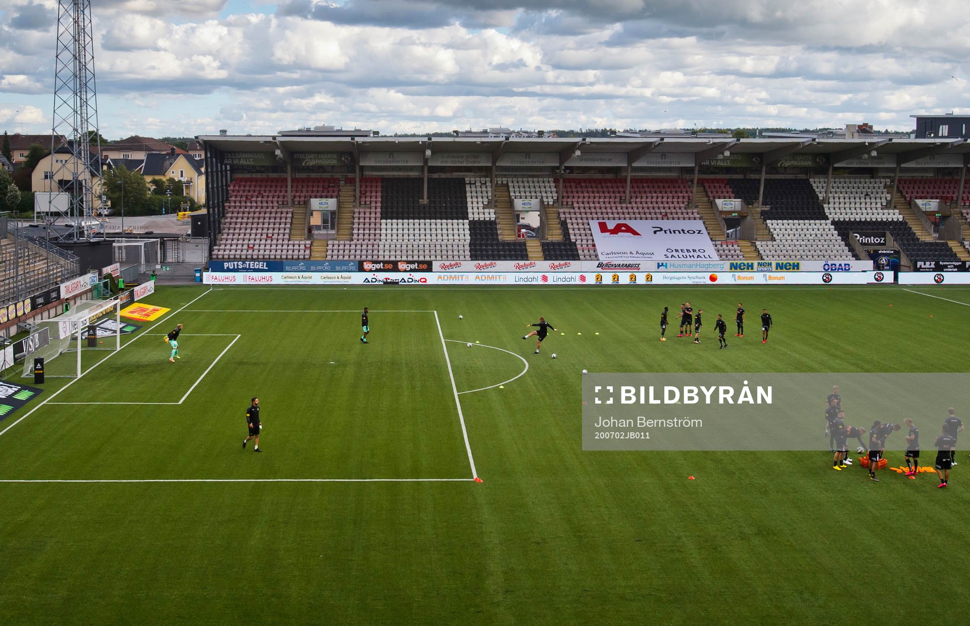 Häcken värmer upp fotbollsmatchen i Allsvenskan mellan