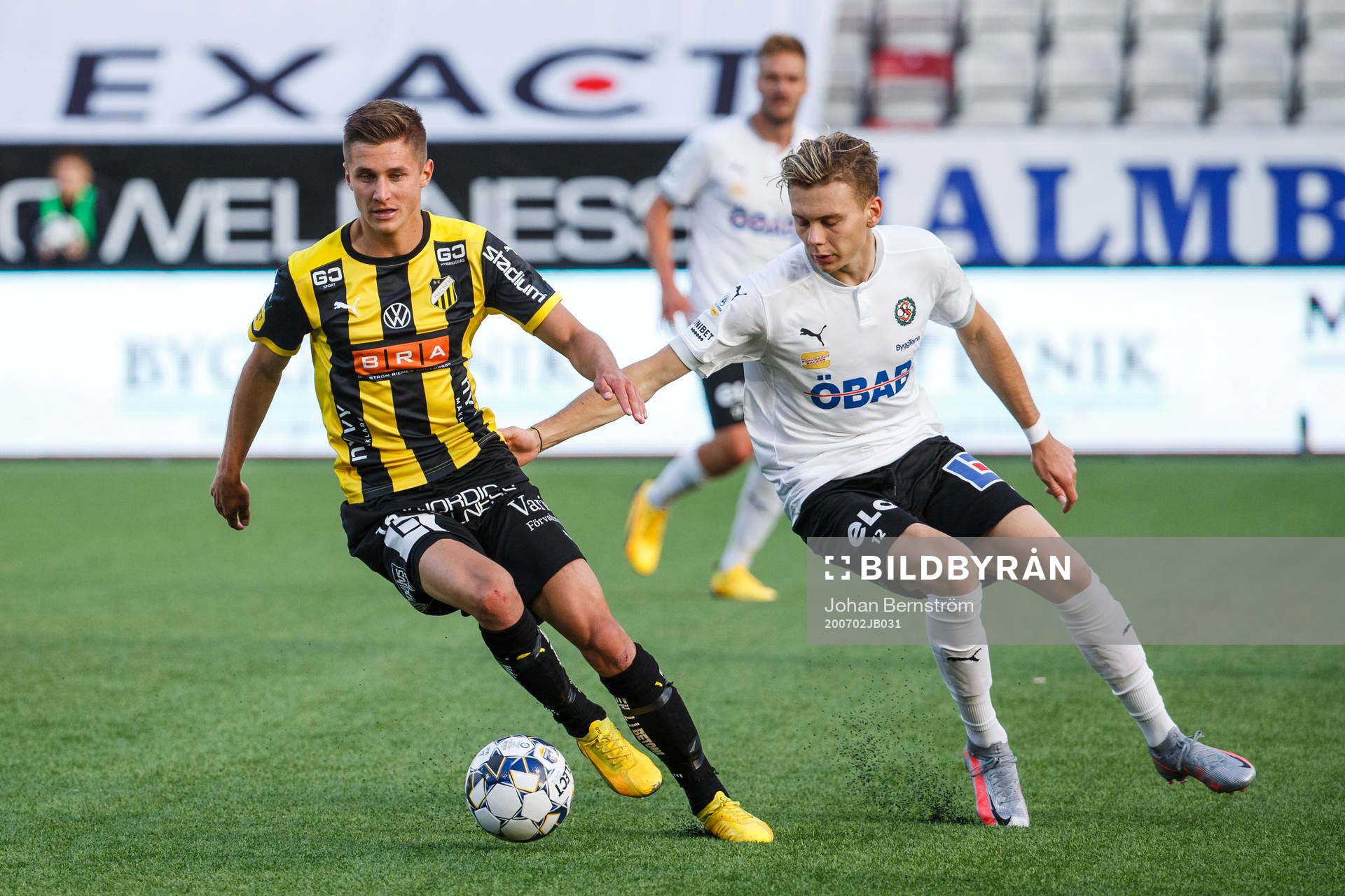 Häckens Leo Bengtsson och Örebros Jake Larsson