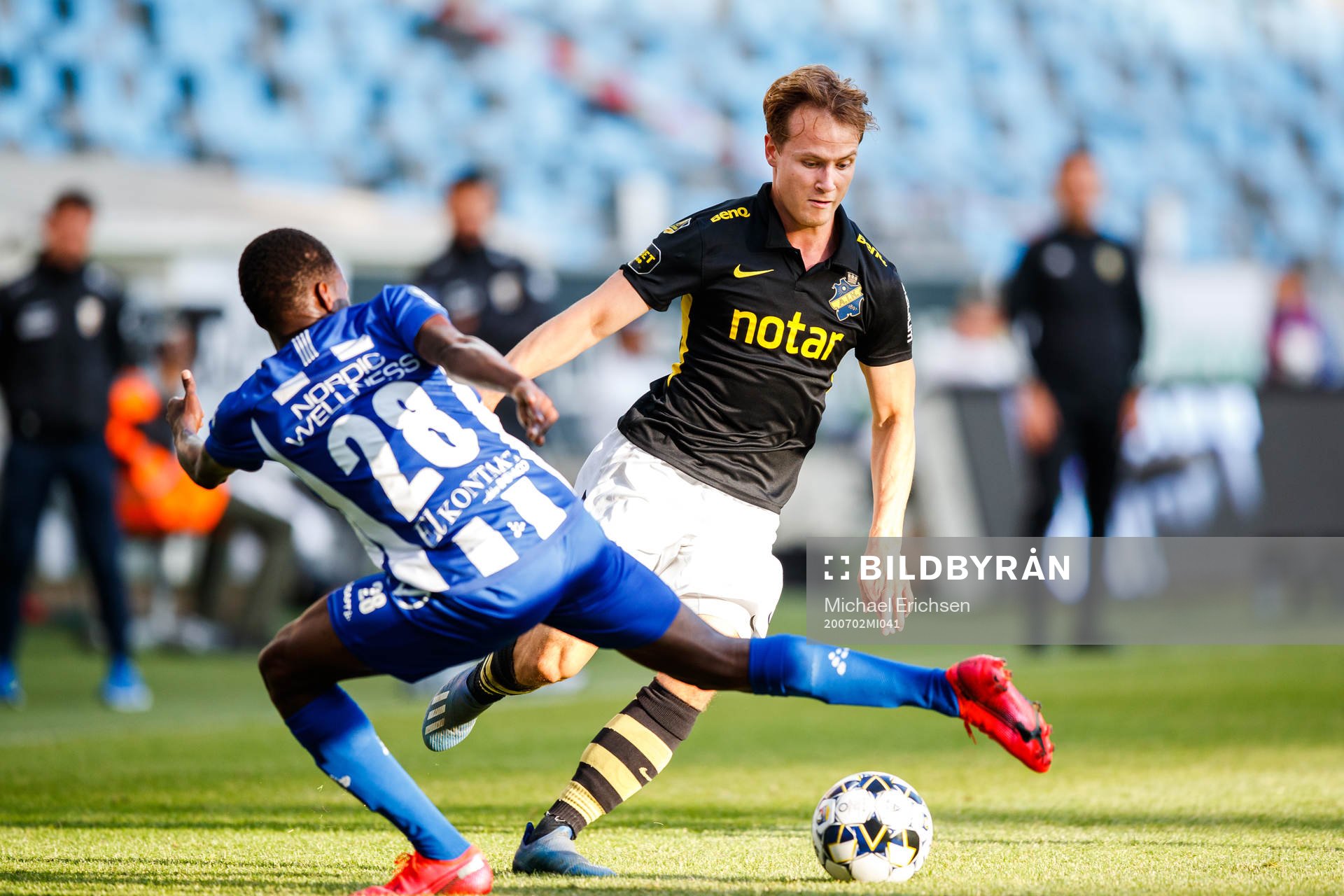 s Saku Ylätupa och IFK Göteborgs Alhassan Yusuf Abdullahi