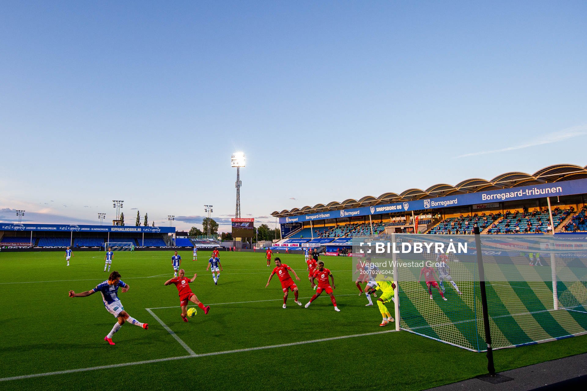 General view of Sarpsborg stadion as Ole Jørgen Halvorsen of Sarpsborg and Ruben Kristiansen, Vegard Forren, Bismar Acosta and goalkeeper Ali Nadhoim Ahamada of Brann compete during the Eliteserien football match between Sarpsborg 08 and Brann on July 2, 2020 in Sarpsborg.
