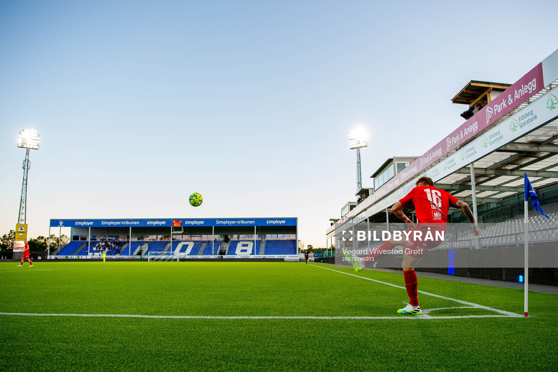 Robert Taylor of Brann takes a corner kick