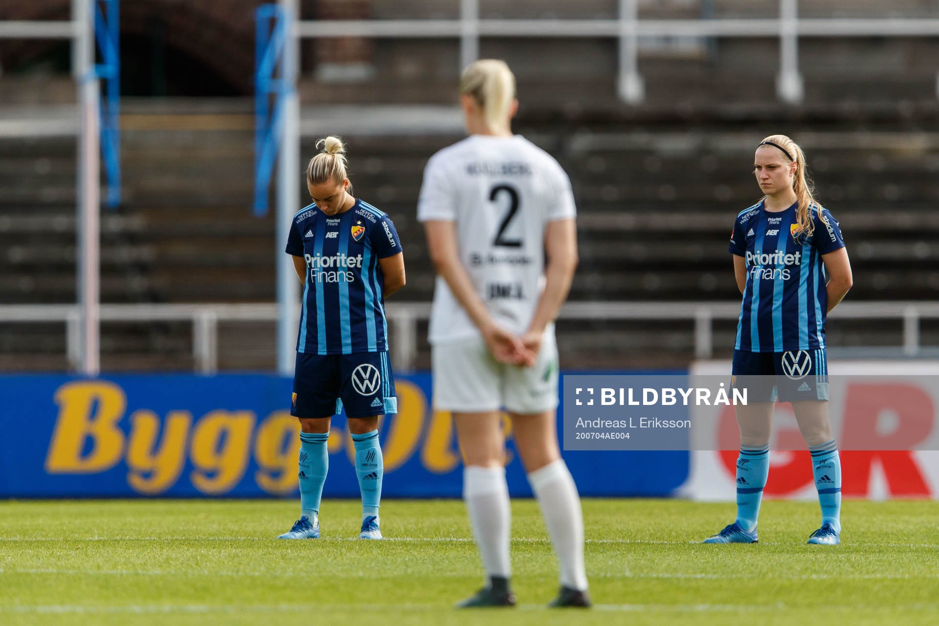 Djurgårdens Tilde Lindwall och Amander Kander vid en tyst