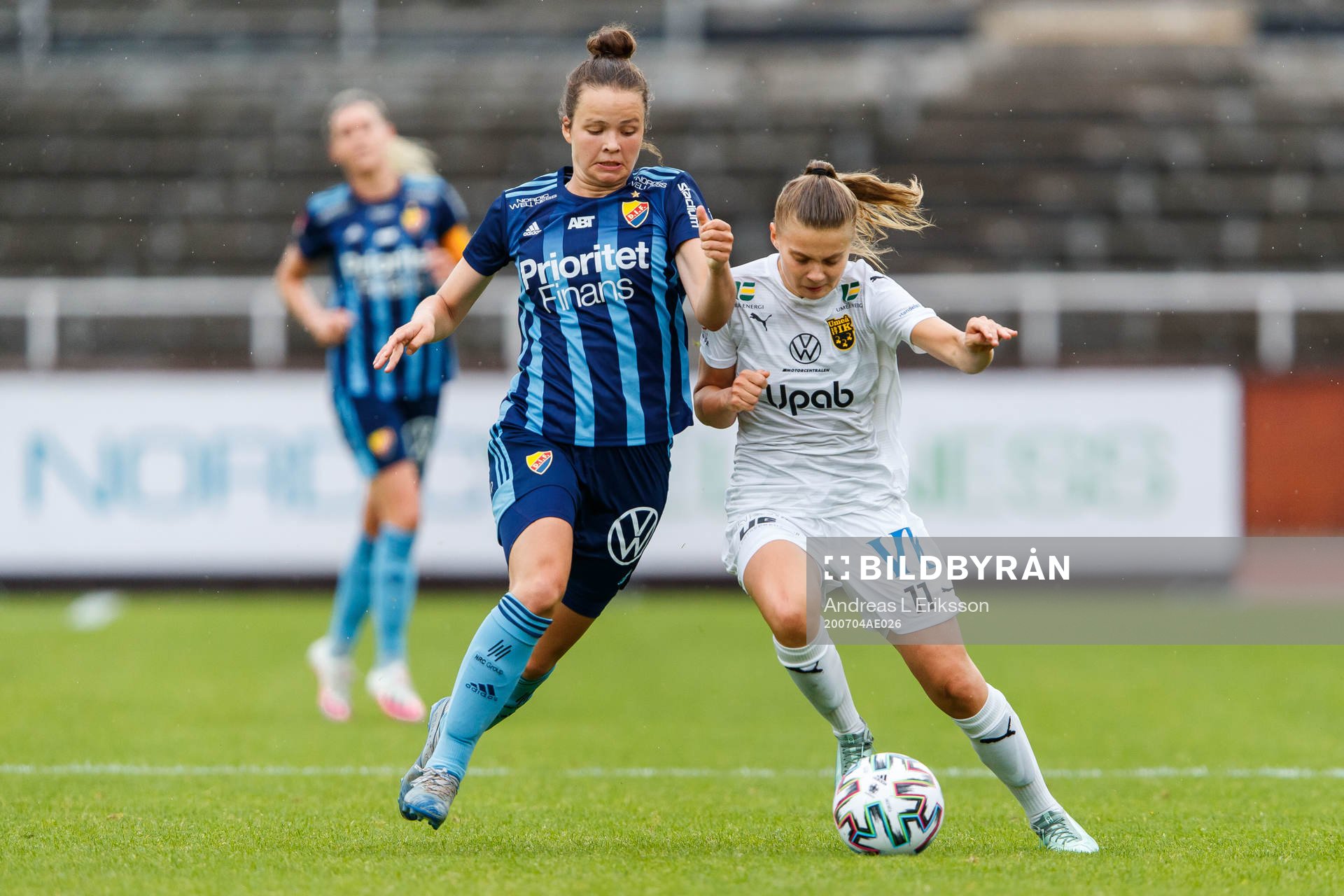 Djurgårdens Julia Walentowicz och Umeås Therese Simonsson