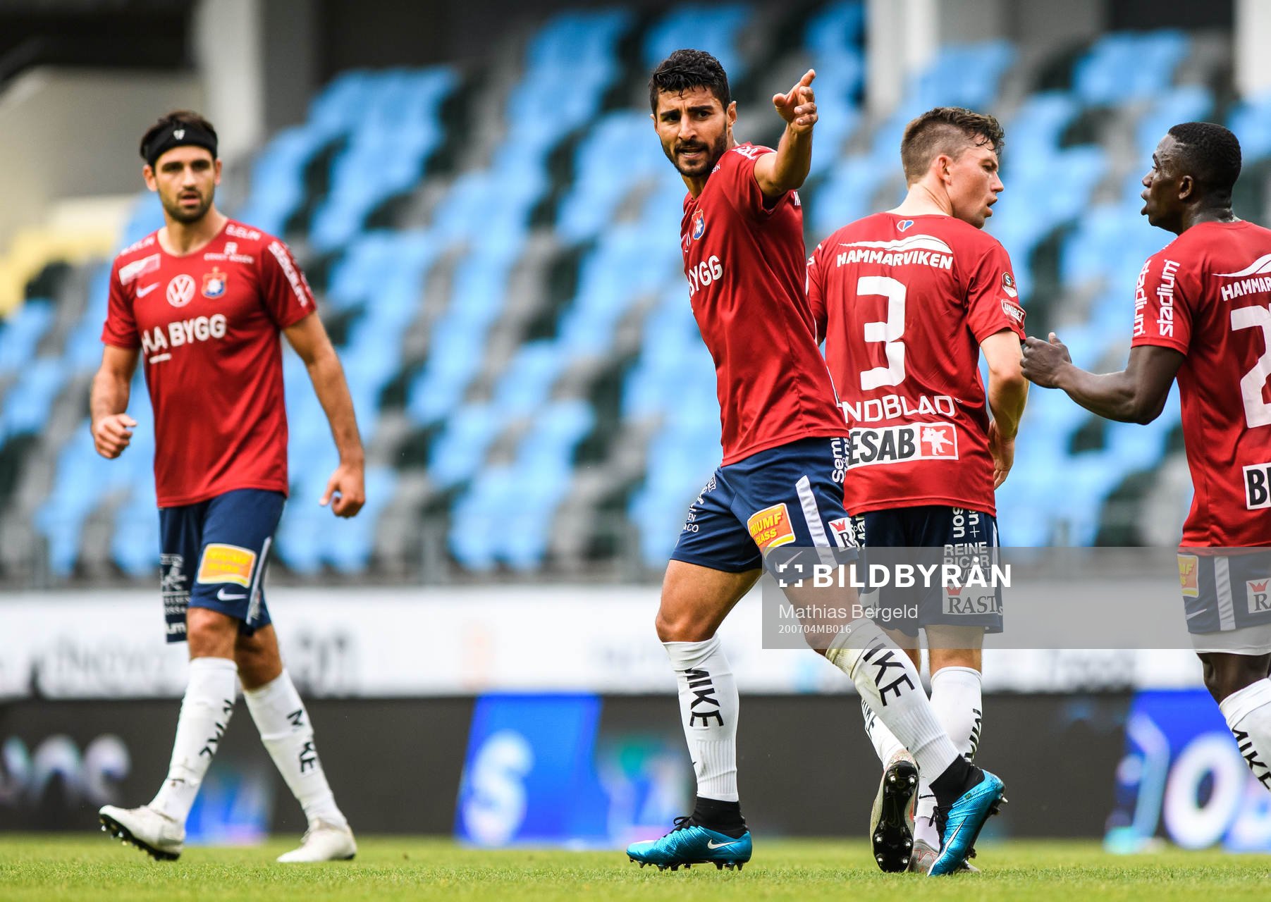 Örgrytes Aílton Almeida jublar