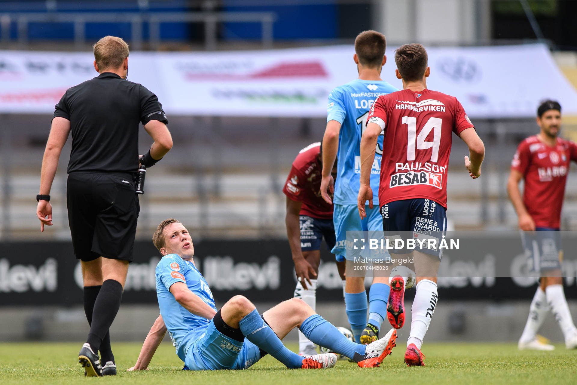 AFC Eskilstunas Gustav Jarl har ont