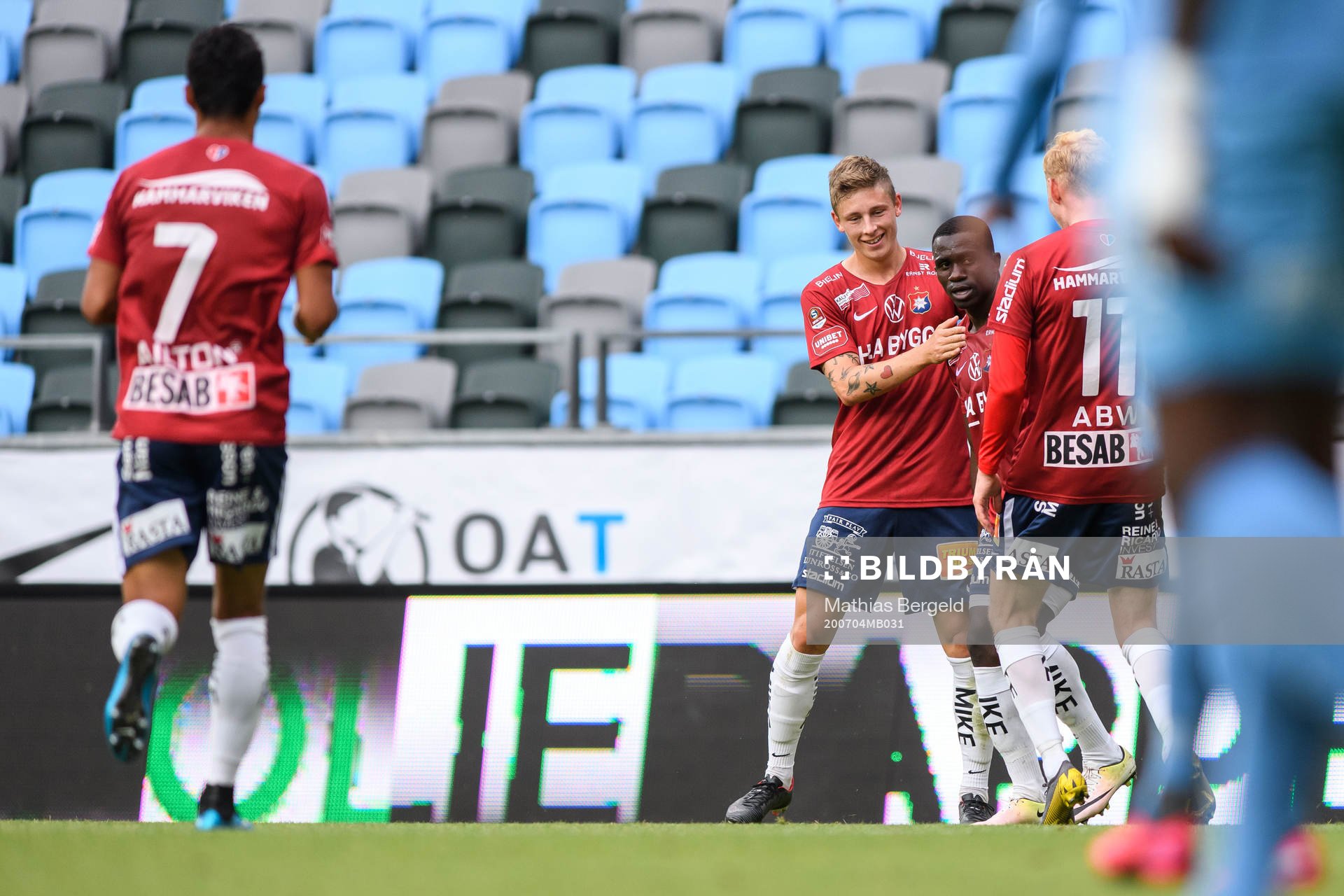 Örgrytes Anton Andreasson jublar med Bubacarr Jobe