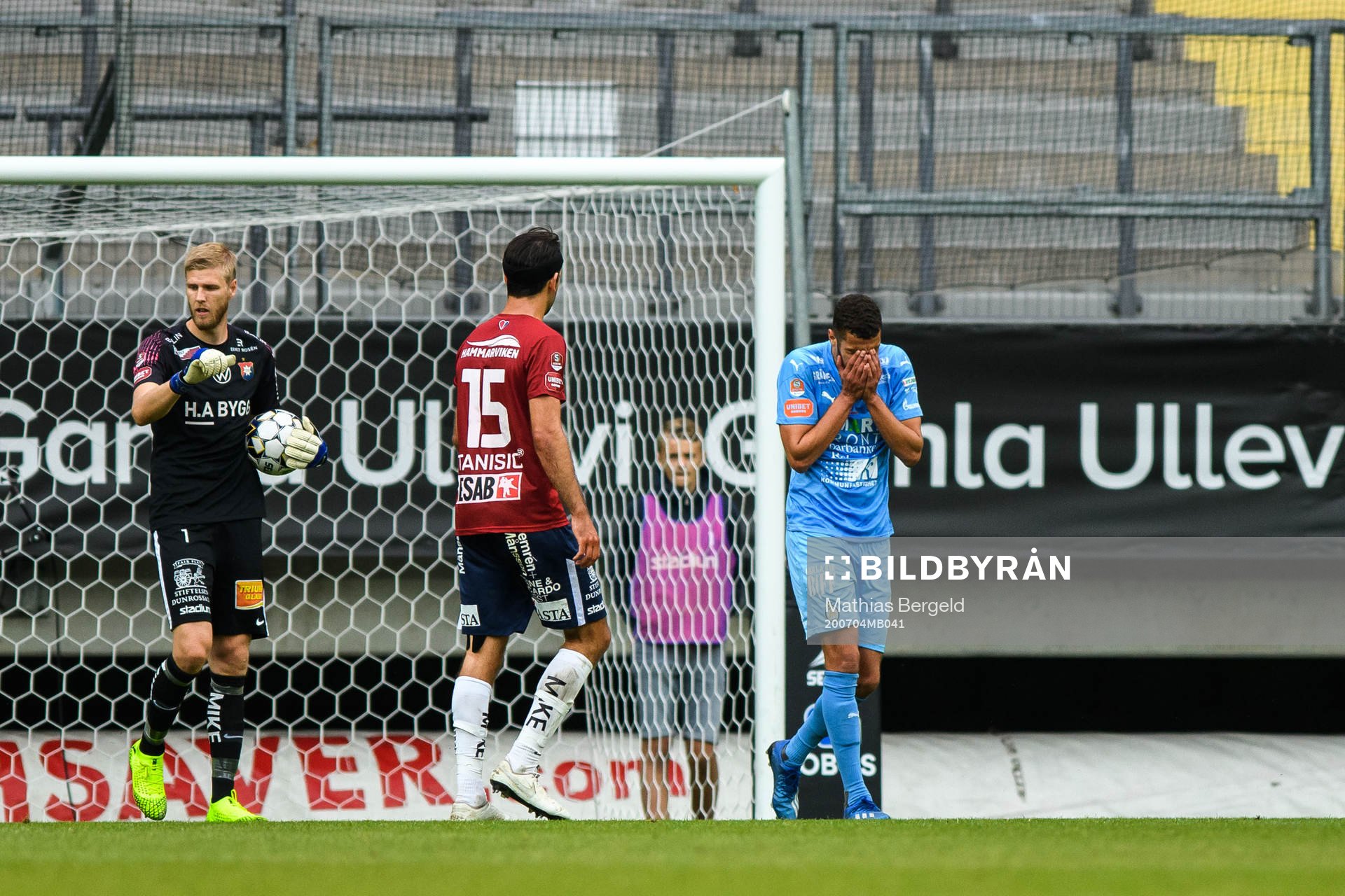AFC Eskilstunas Karim Rossi deppar