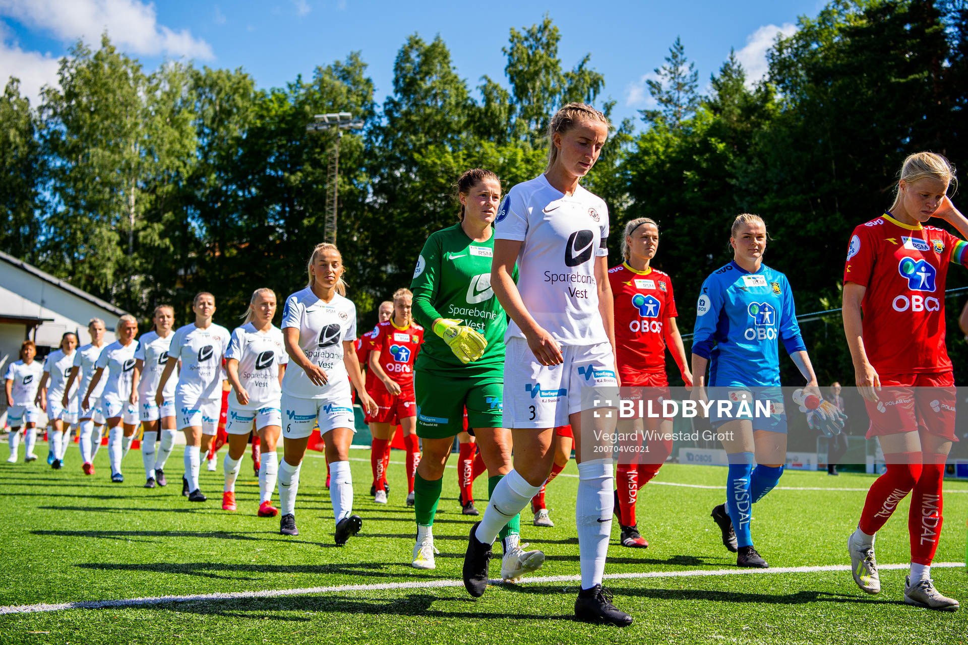 Goalkeeper Teagan Micah and Helene Gloppen of Arna-Bjørnar ahead of the Toppserien football match between Røa and Arna-Bjørnar on July 4, 2020 in Oslo.