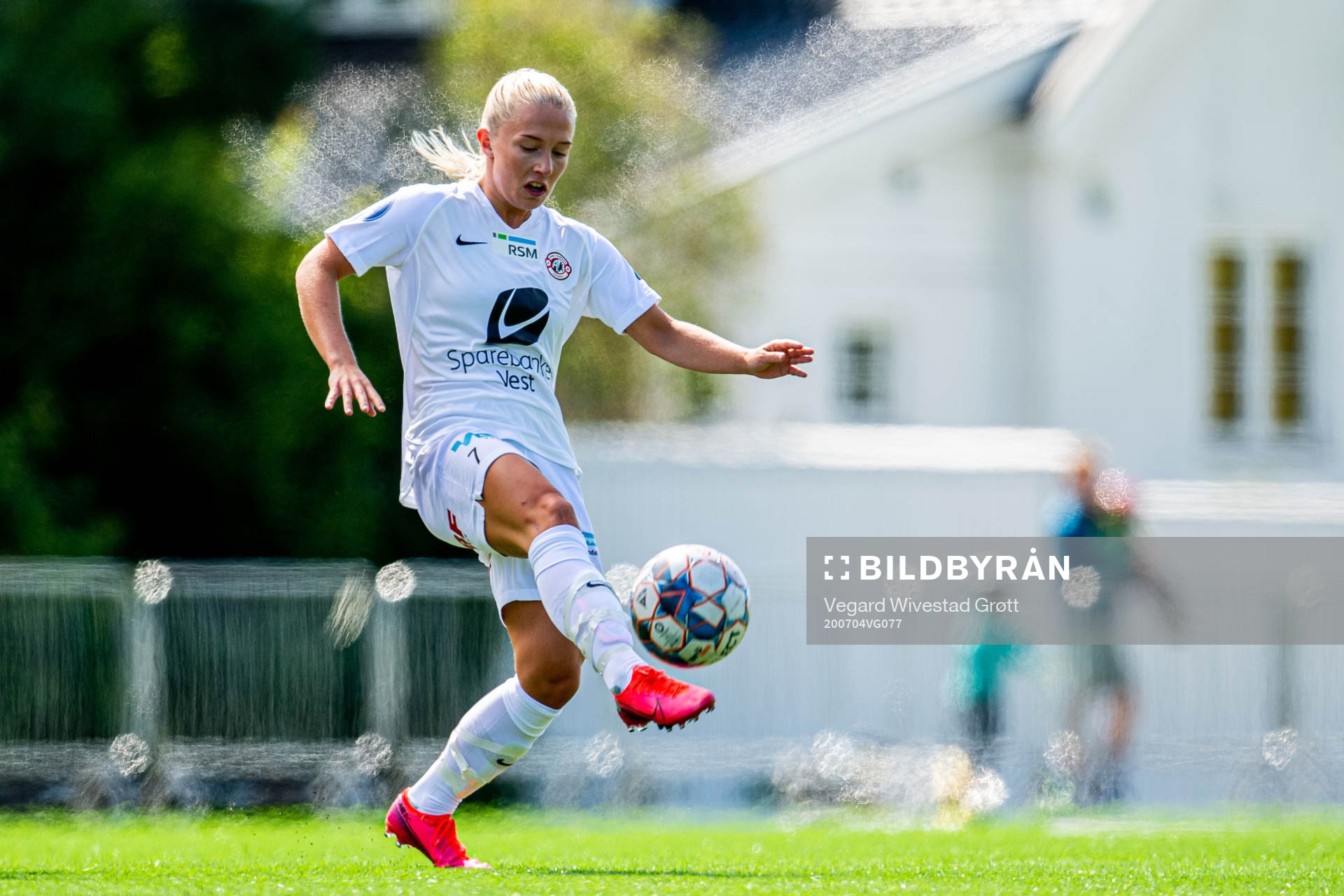 Thea Bjelde of Arna-Bjørnar