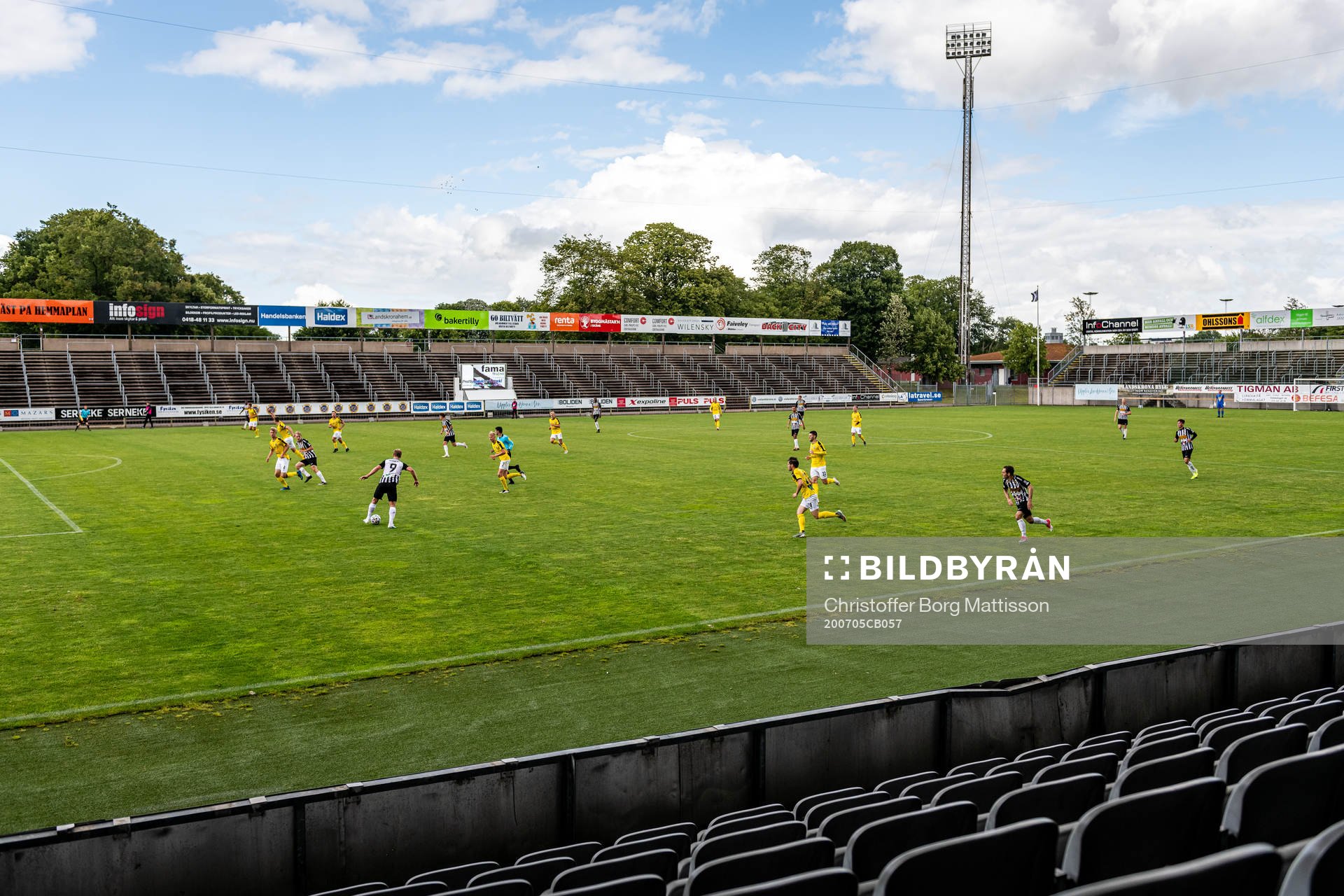 Spel inför tomma läktare på Landskrona IP under fotbollsmatchen i Division 1 södra mellan Landskrona och Lunds BK den 5 juli 2020 i Landskrona.