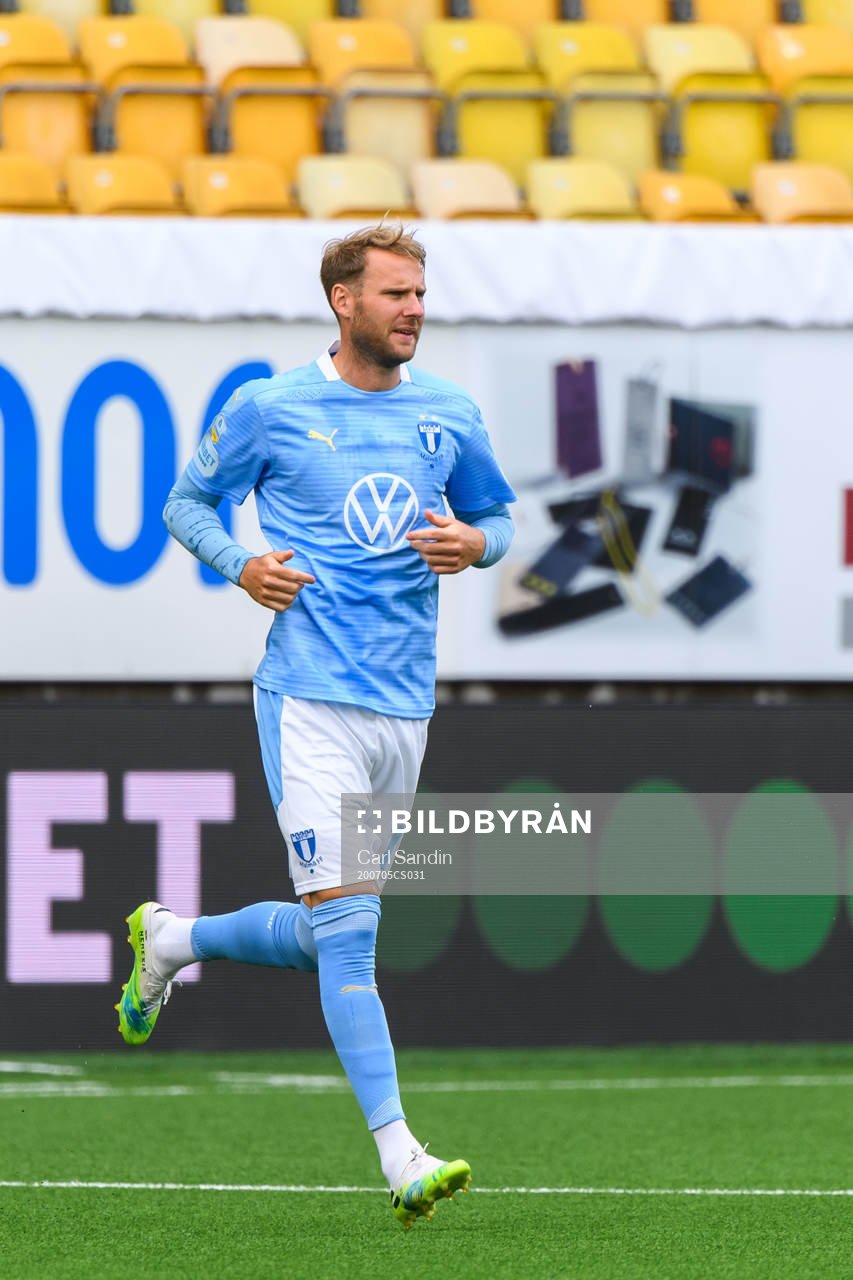Malmö FFs Ola Toivonen gör entré