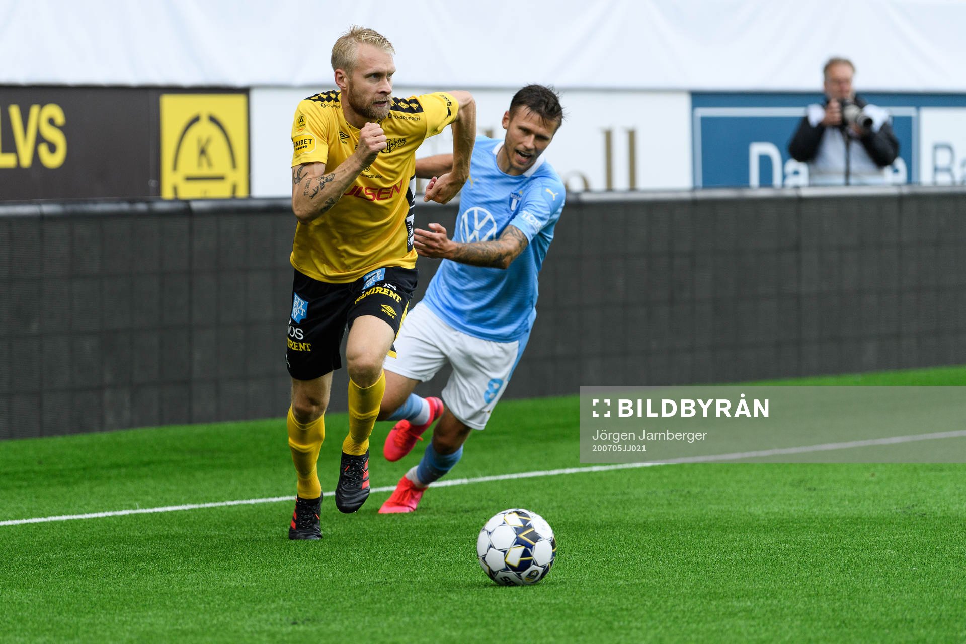 Elfsborgs Johan Larsson och Malmö FFs Arnór Ingvi