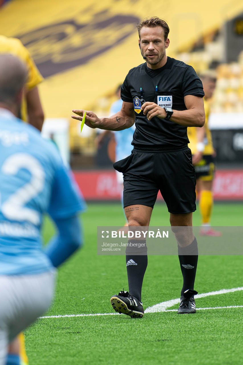 Domare Kristoffer Karlsson