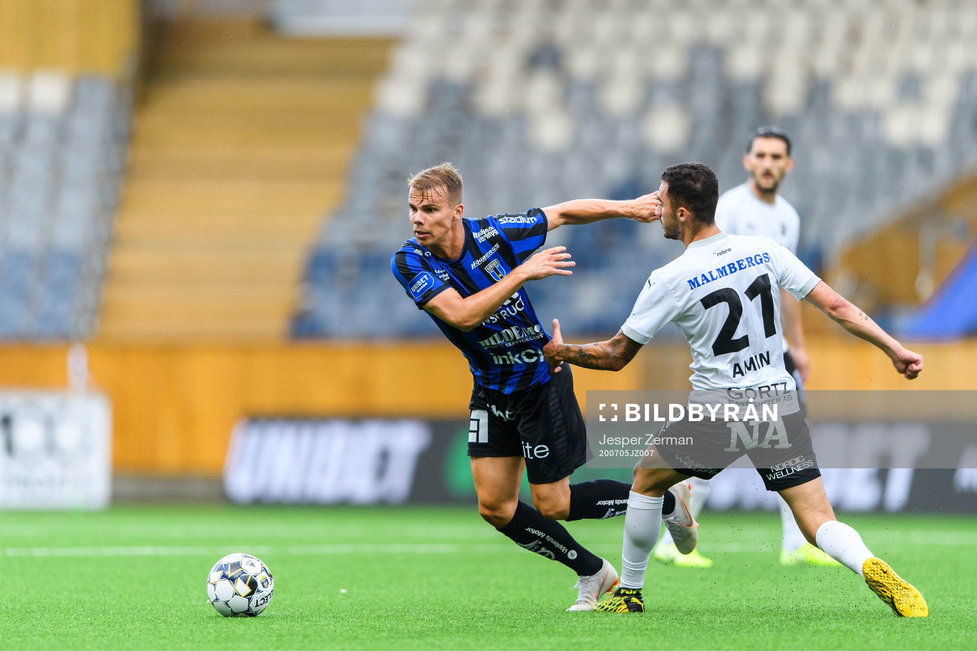 Sirius Elias Andersson och Örebros Simon Amin