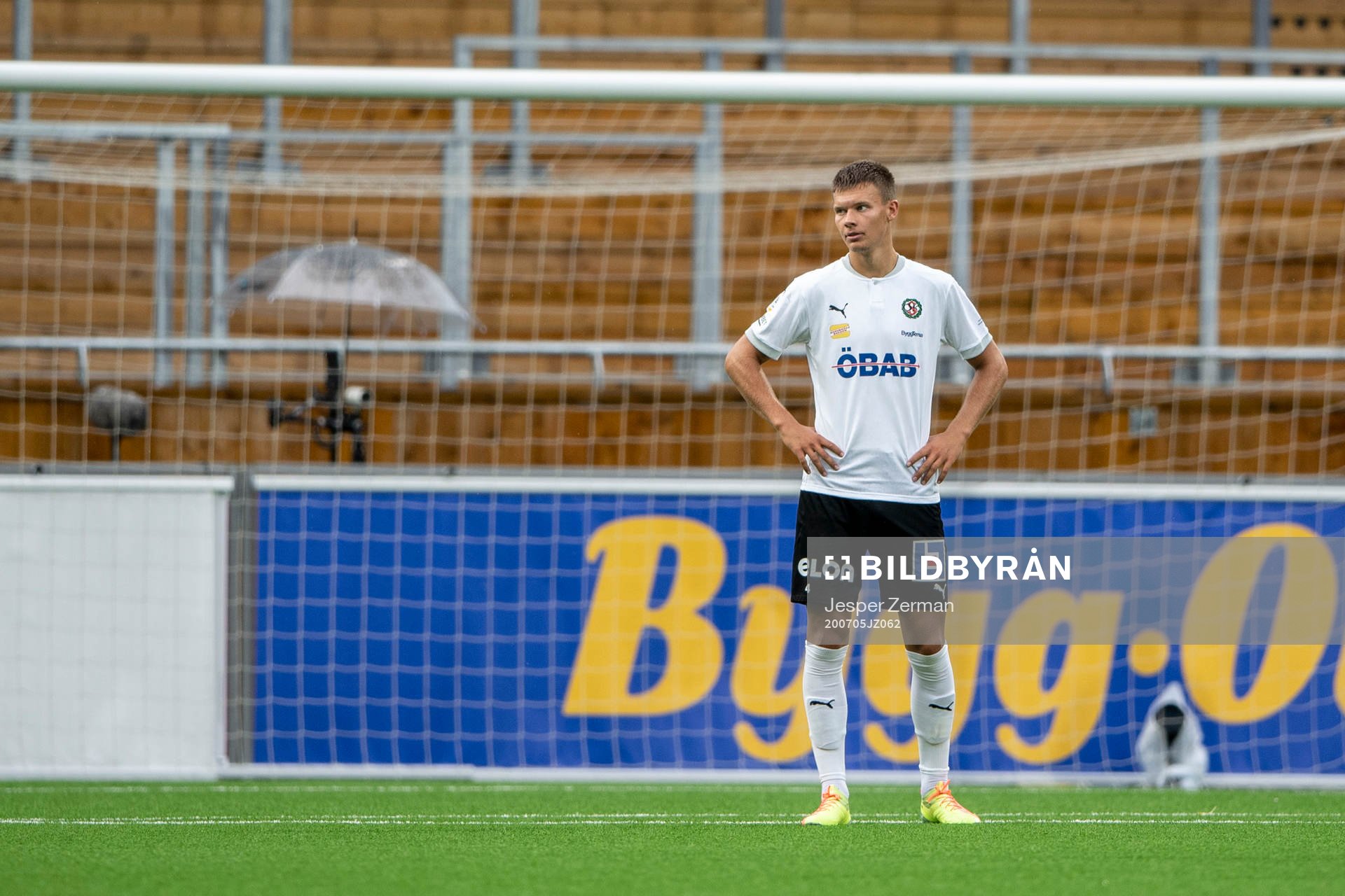 Örebros Arvid Brorsson deppar