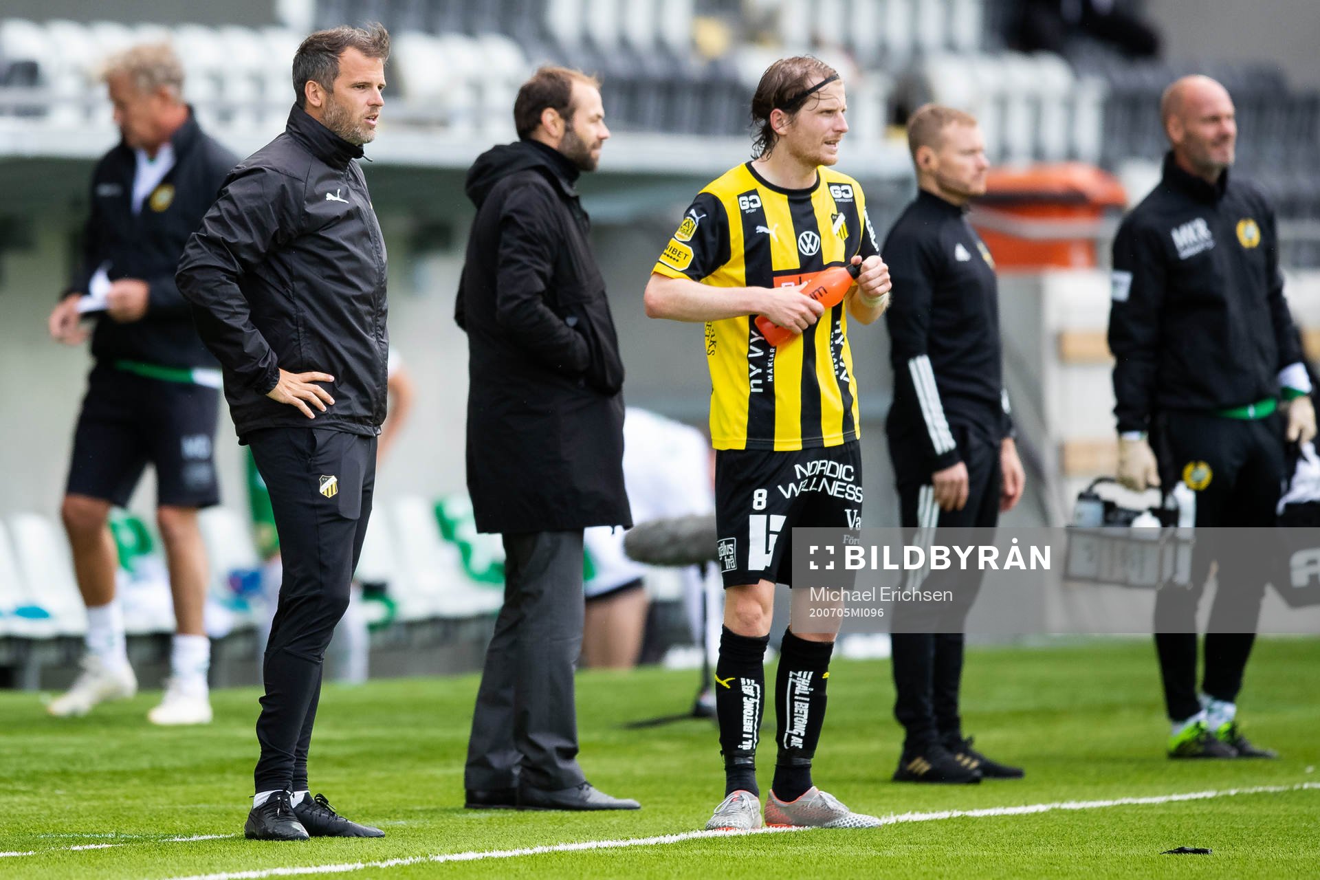 Häckens assisterande tränare Robert Vilahamn och Erik