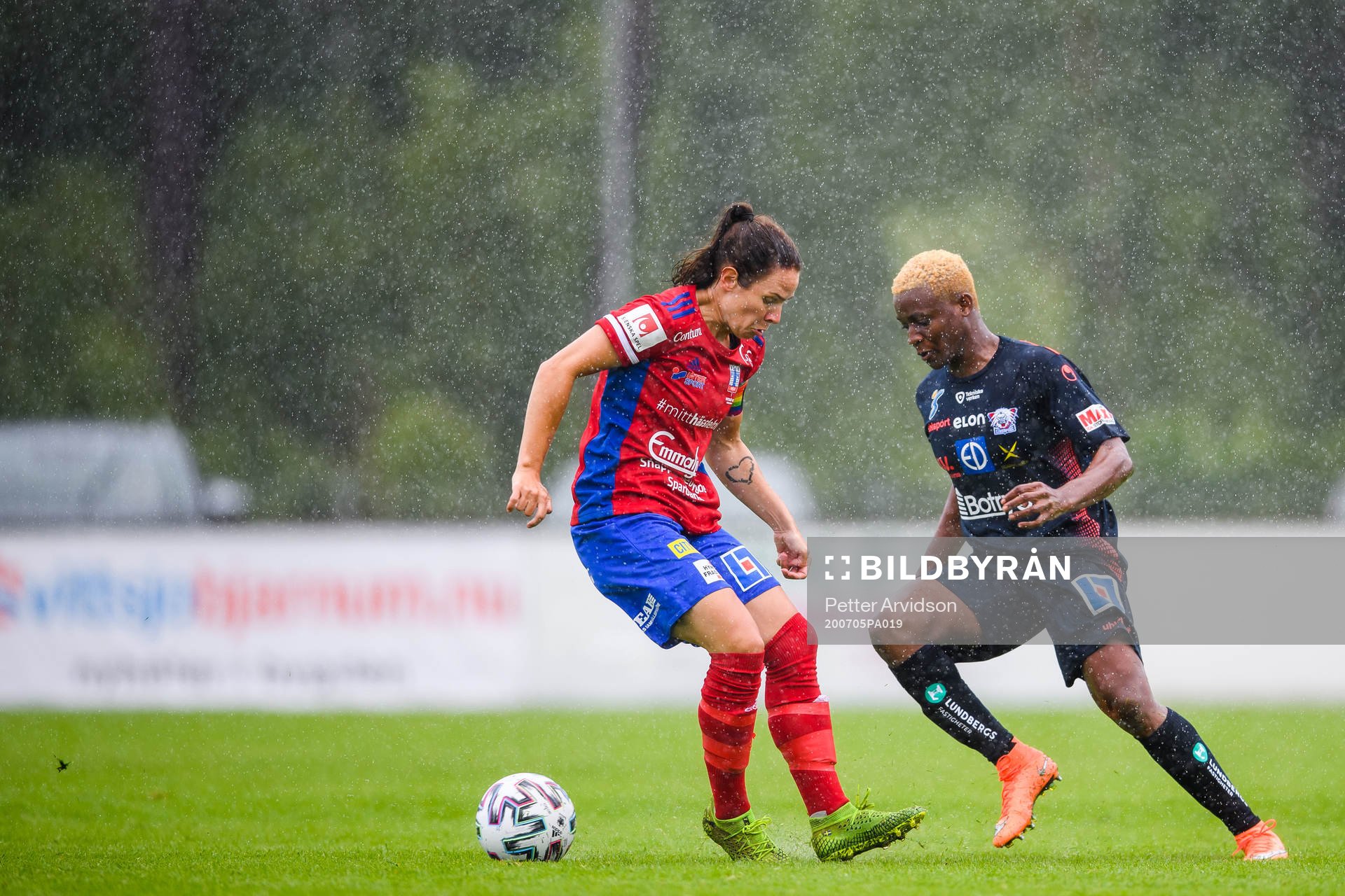 Vittsjös Johanna Andersson och Linköpings Uchenna Grace