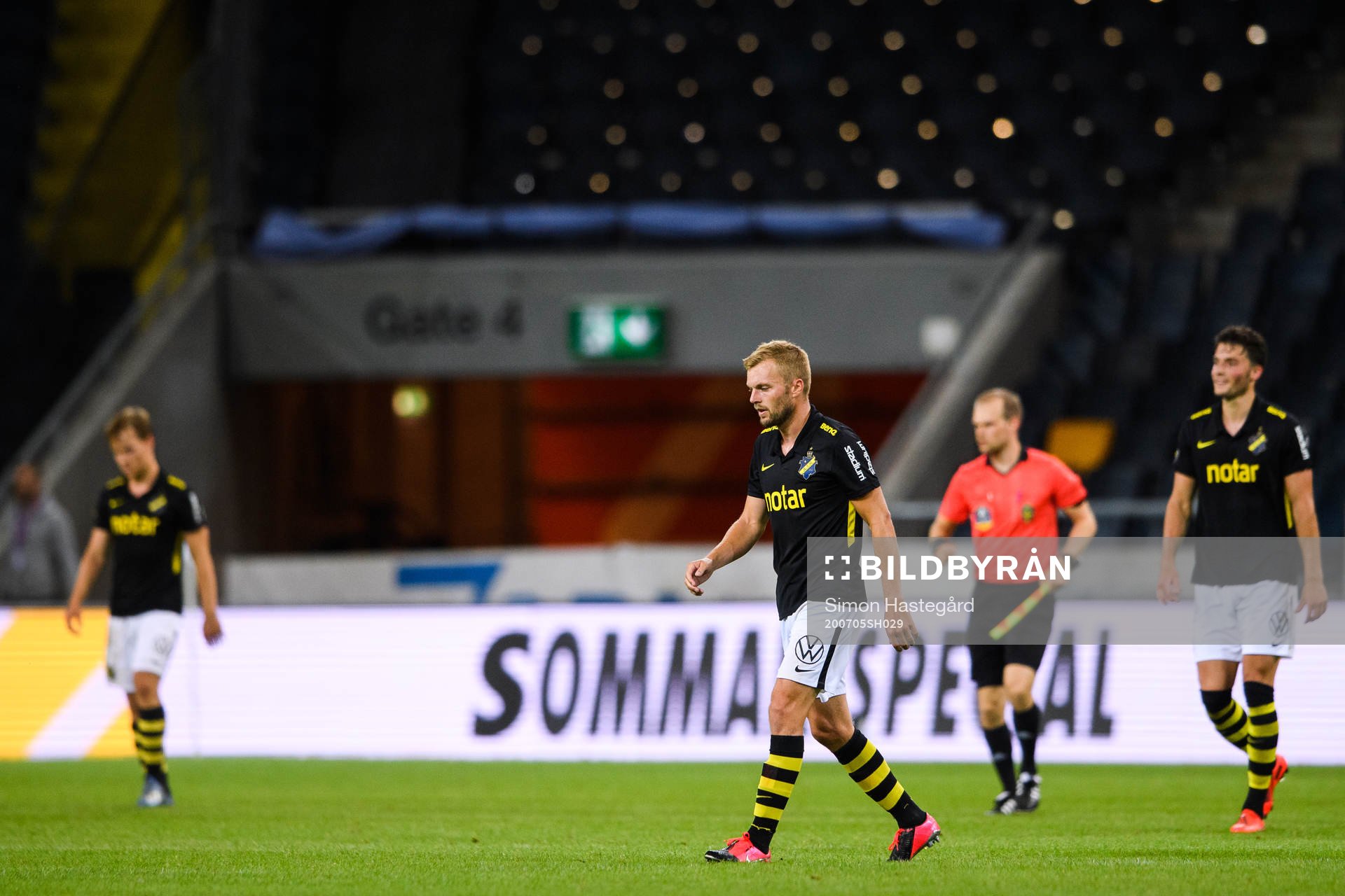 s Sebastian Larsson deppar