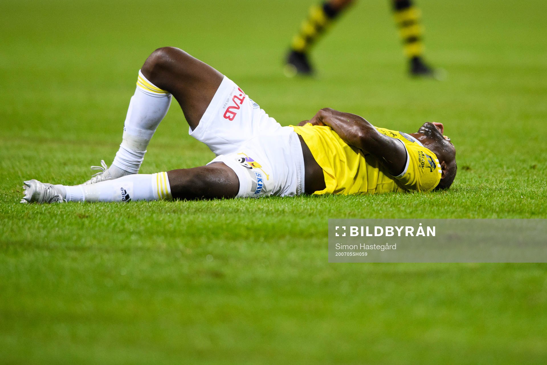 Falkenbergs Nsima Peter har ont