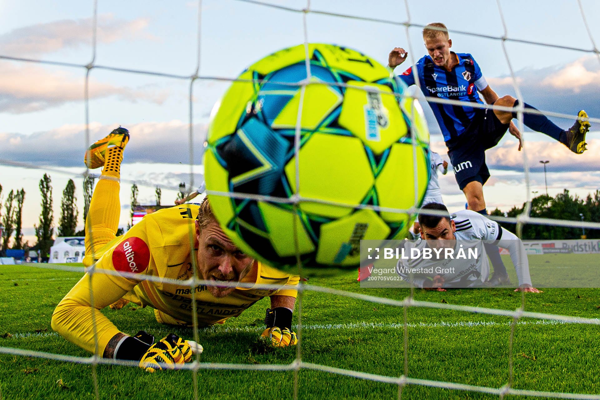 Dino Islamovic of Rosenborg scores the 0-2 goal behind