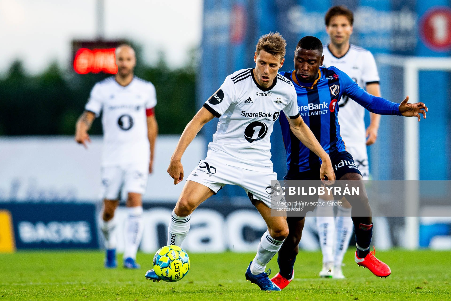Kristoffer Zachariassen of Rosenborg and Tortol Lumanza of